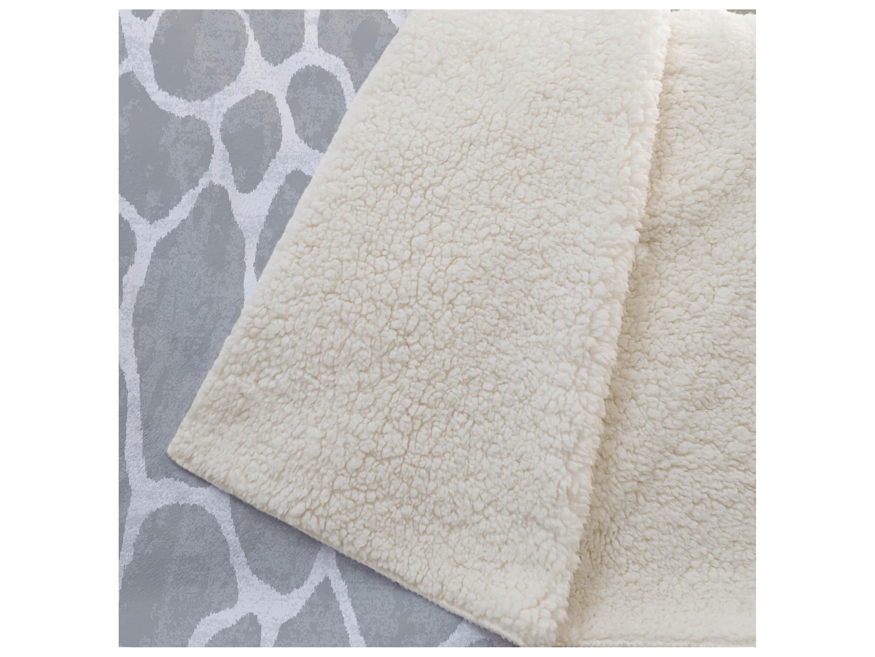 Dalyn Sherpa Gray Polyester Throw