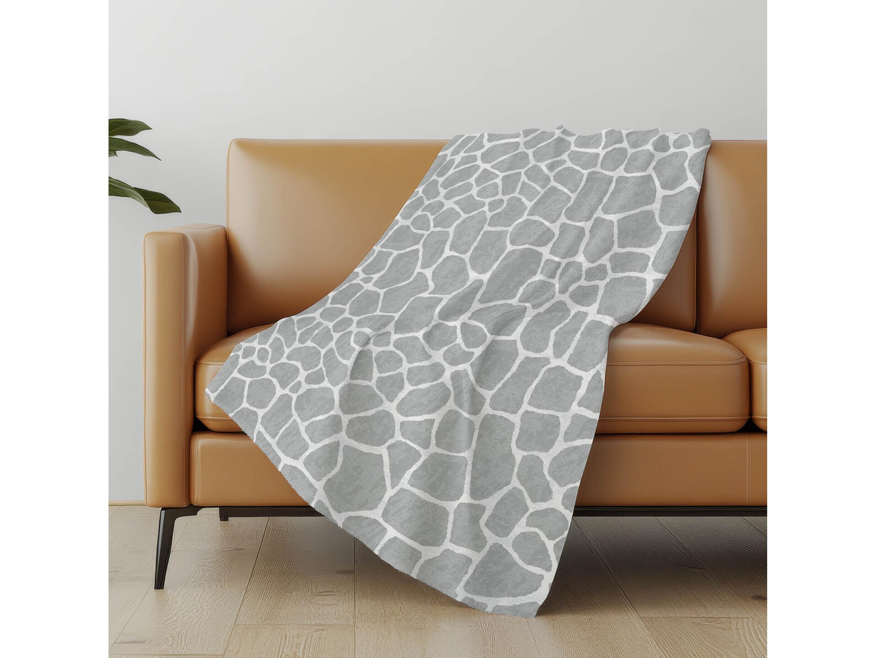 Dalyn Sherpa Gray Polyester Throw