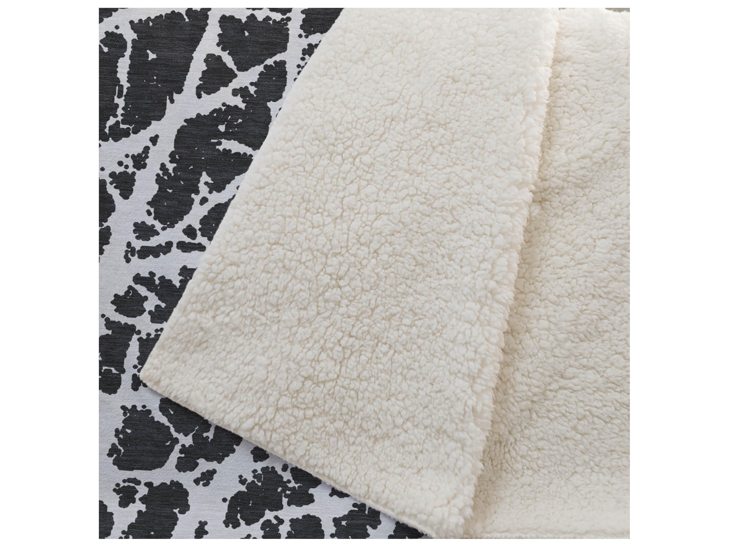 Dalyn Sherpa Black Polyester Throw