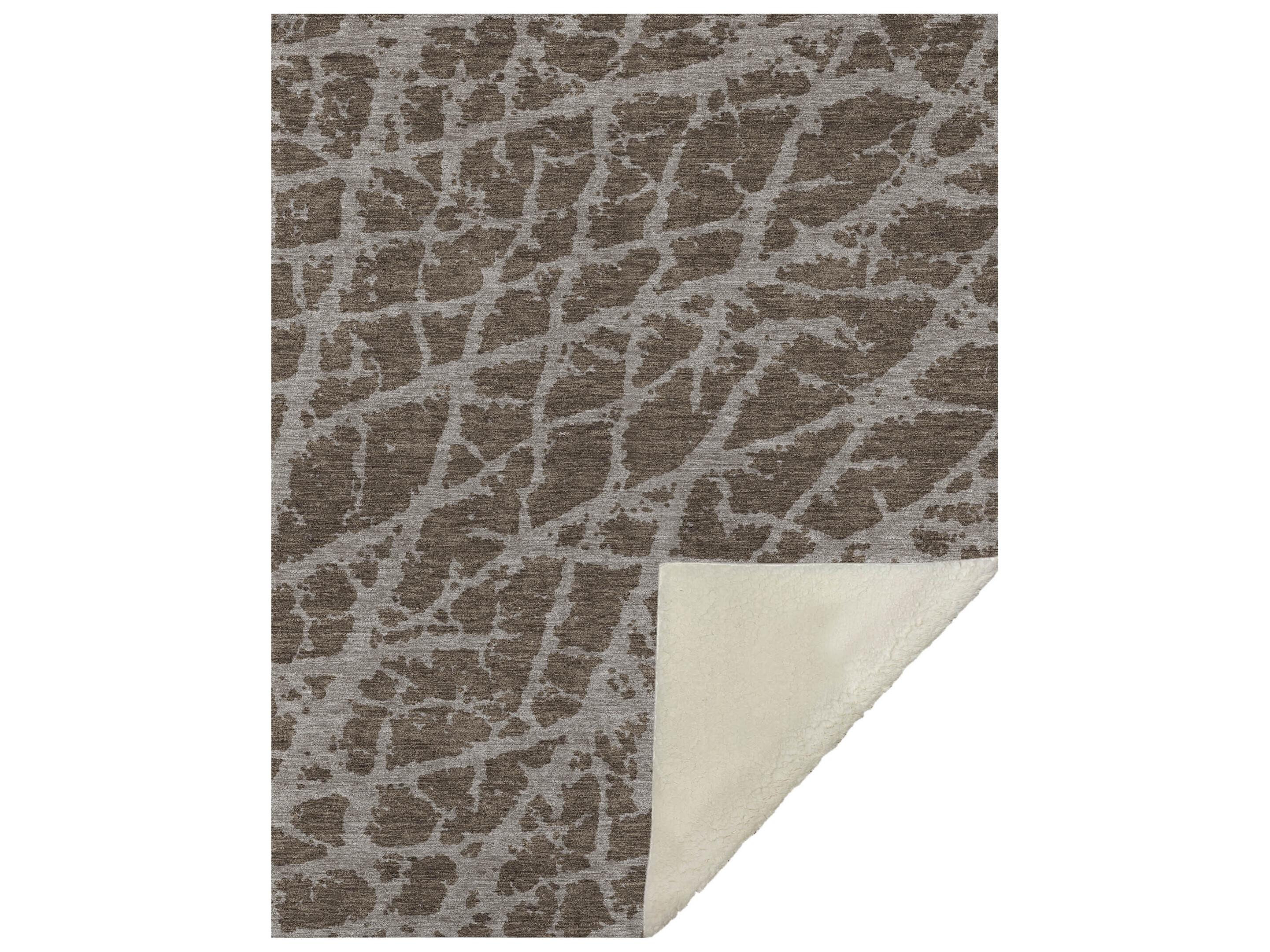 Dalyn Sherpa Brown Polyester Throw