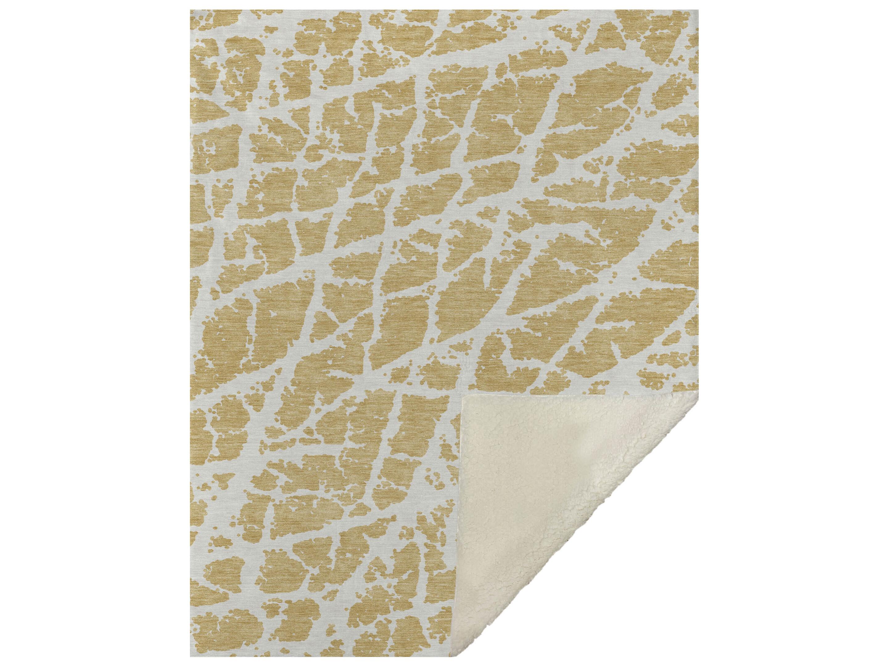 Dalyn Sherpa Gold Polyester Throw