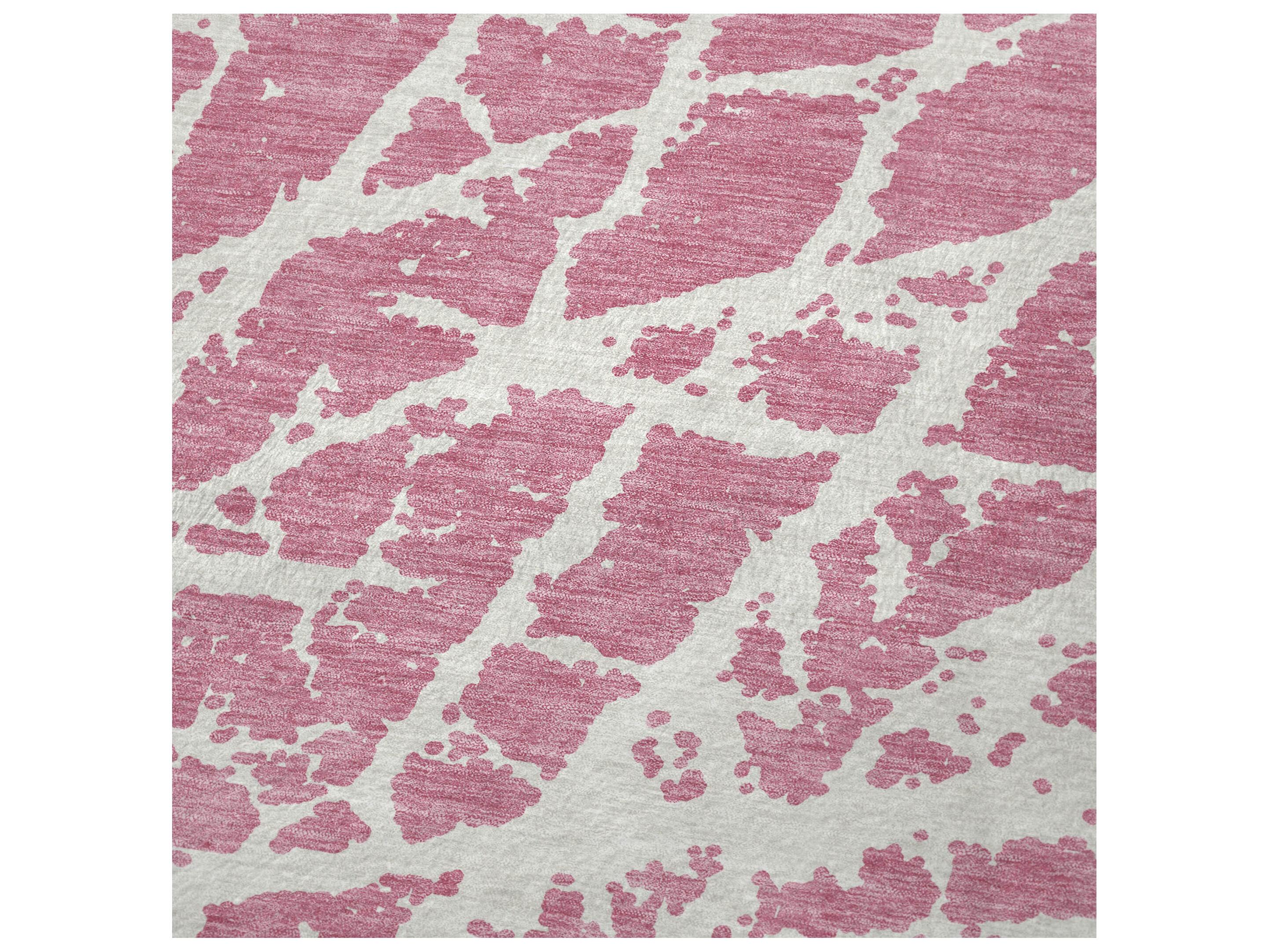 Dalyn Sherpa Pink Polyester Throw