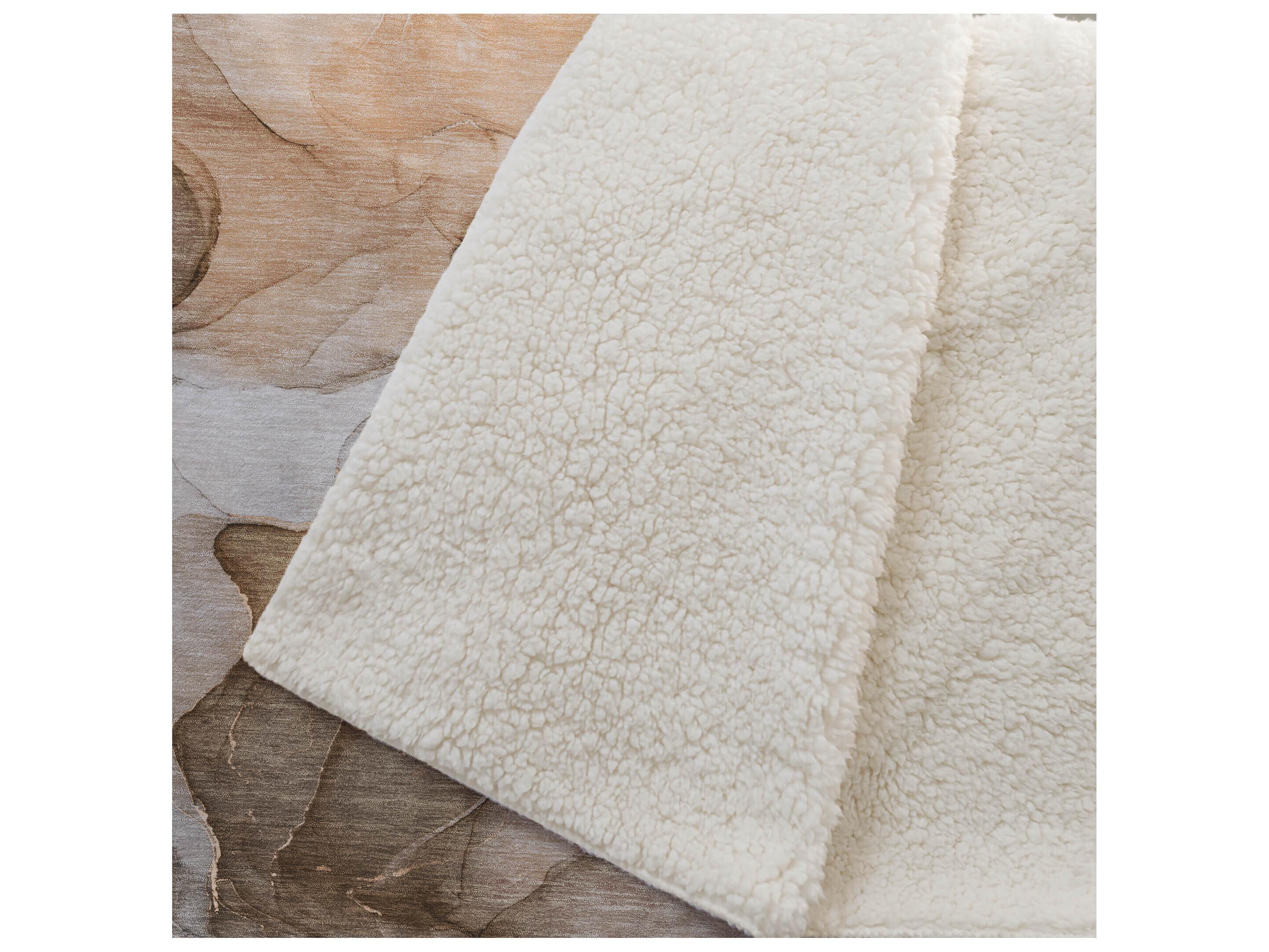 Dalyn Sherpa Orange Polyester Throw