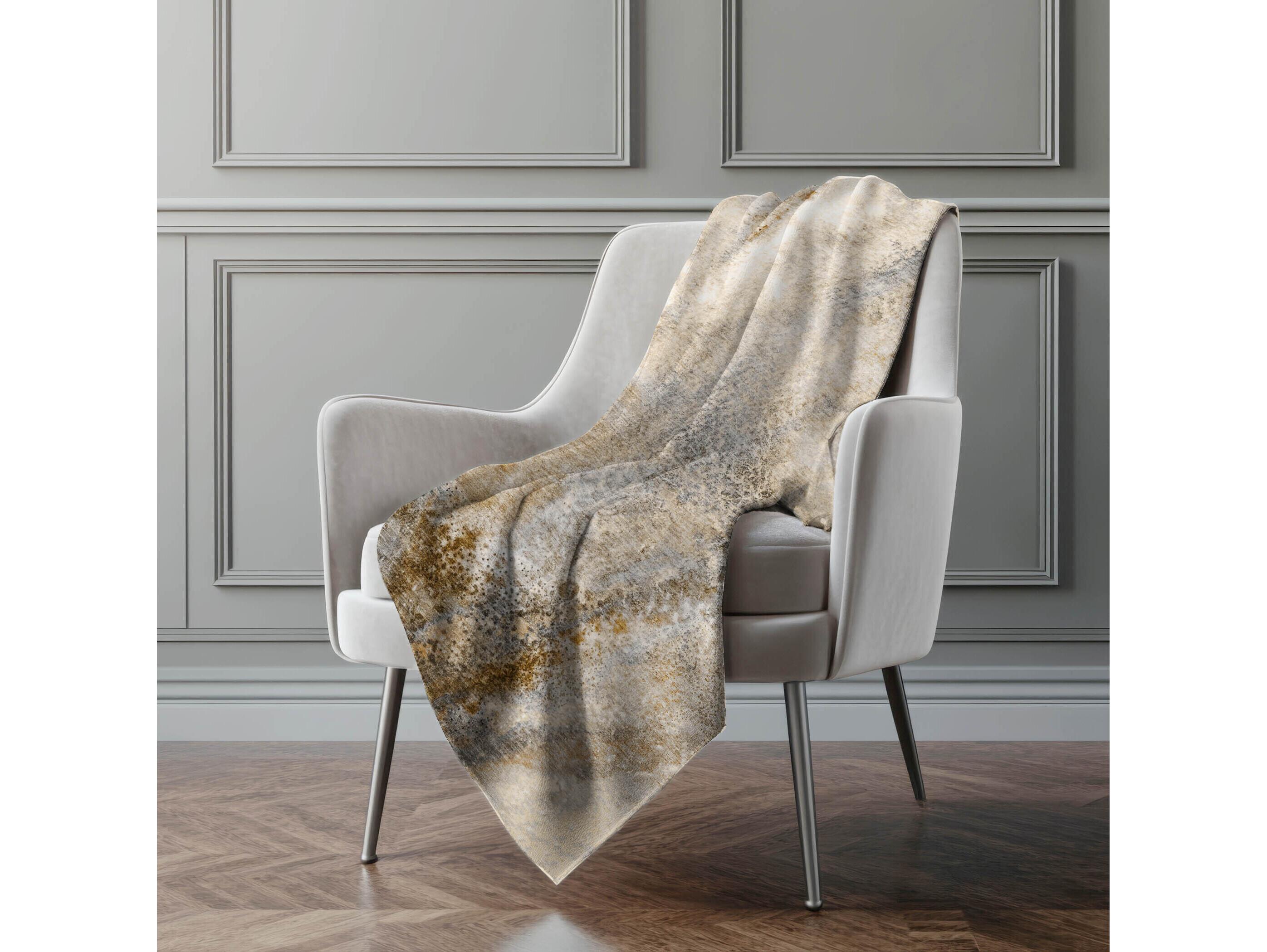 Dalyn Sherpa Brown Polyester Throw
