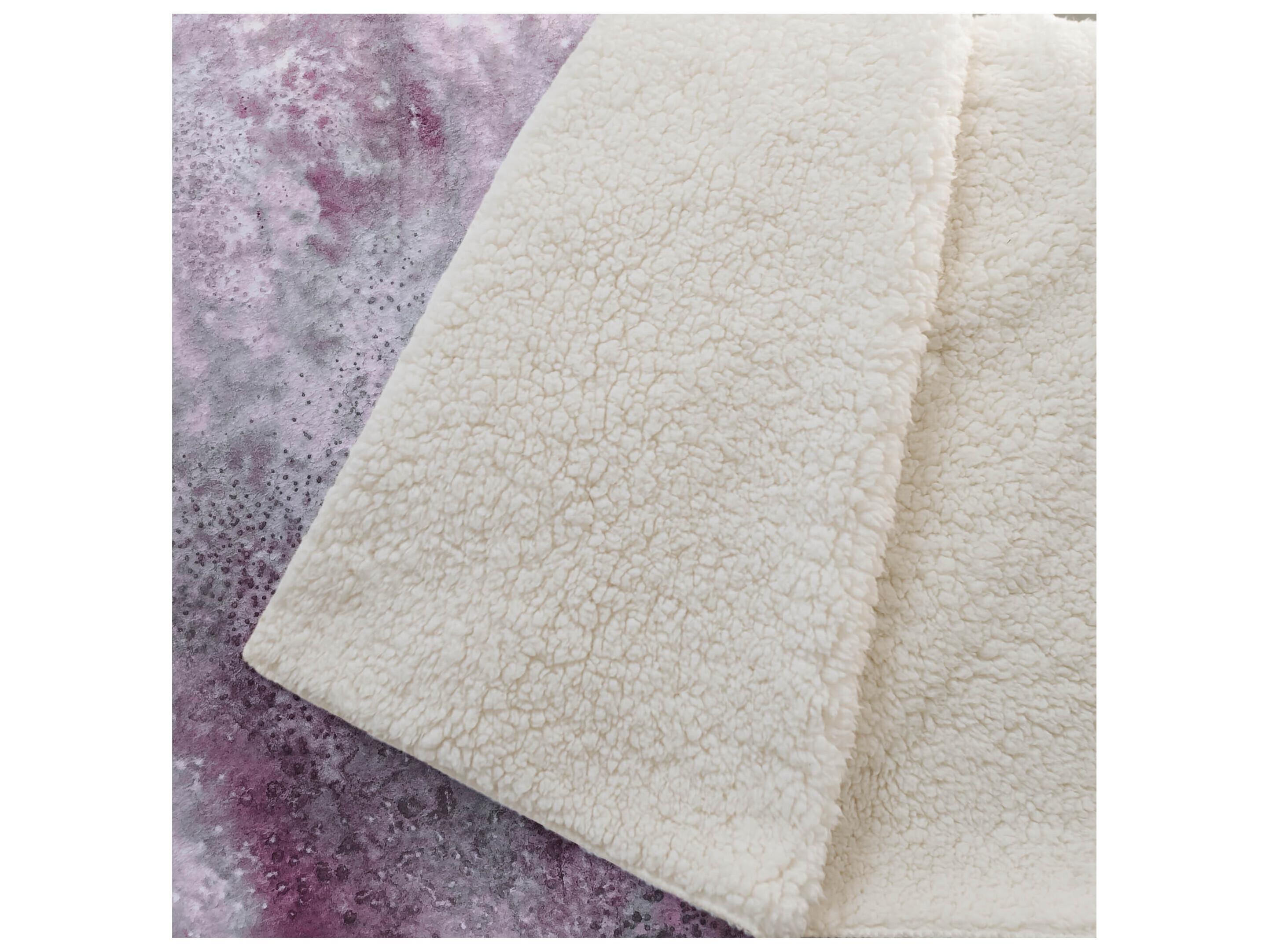 Dalyn Sherpa Pink Polyester Throw