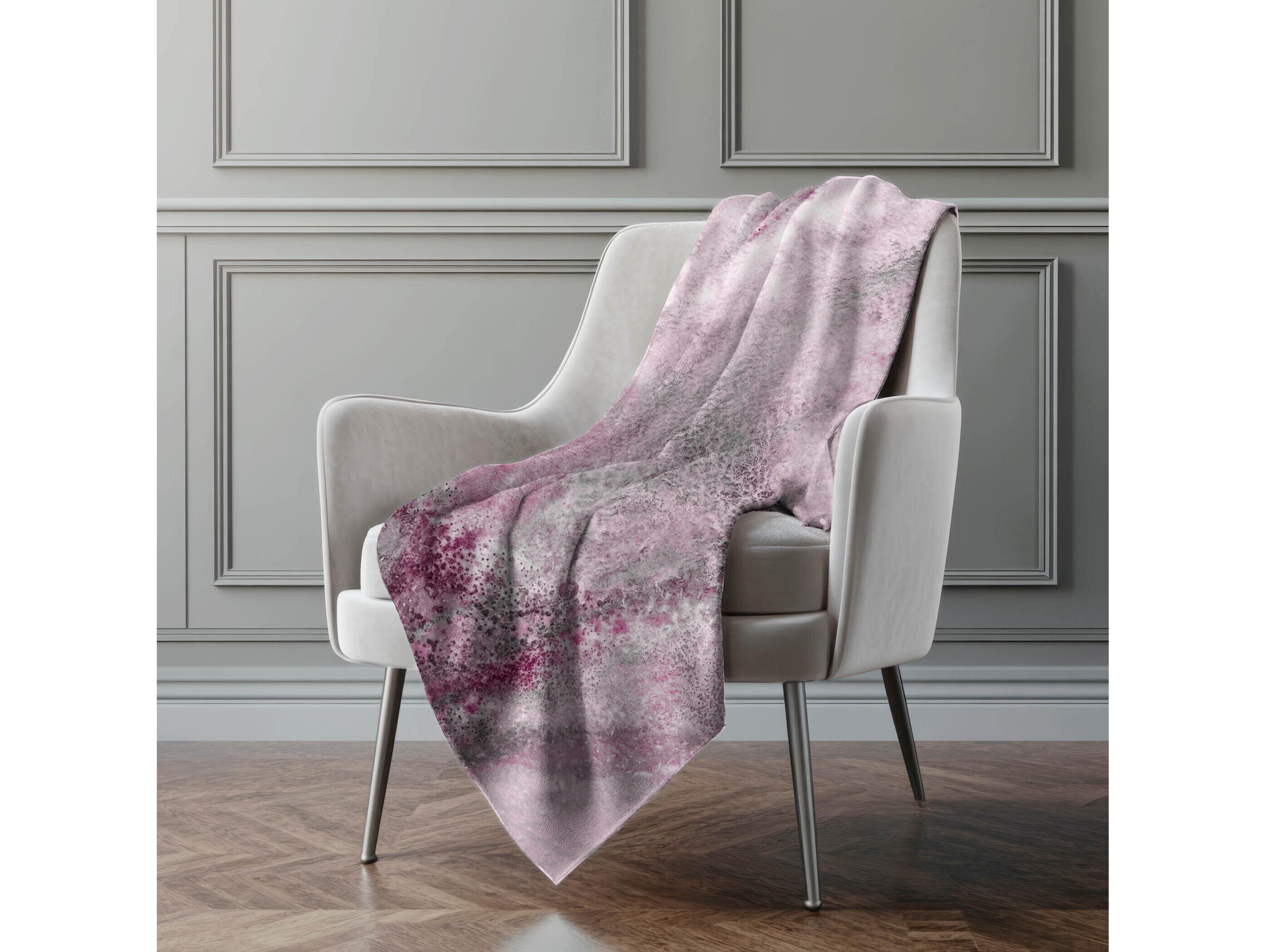 Dalyn Sherpa Pink Polyester Throw