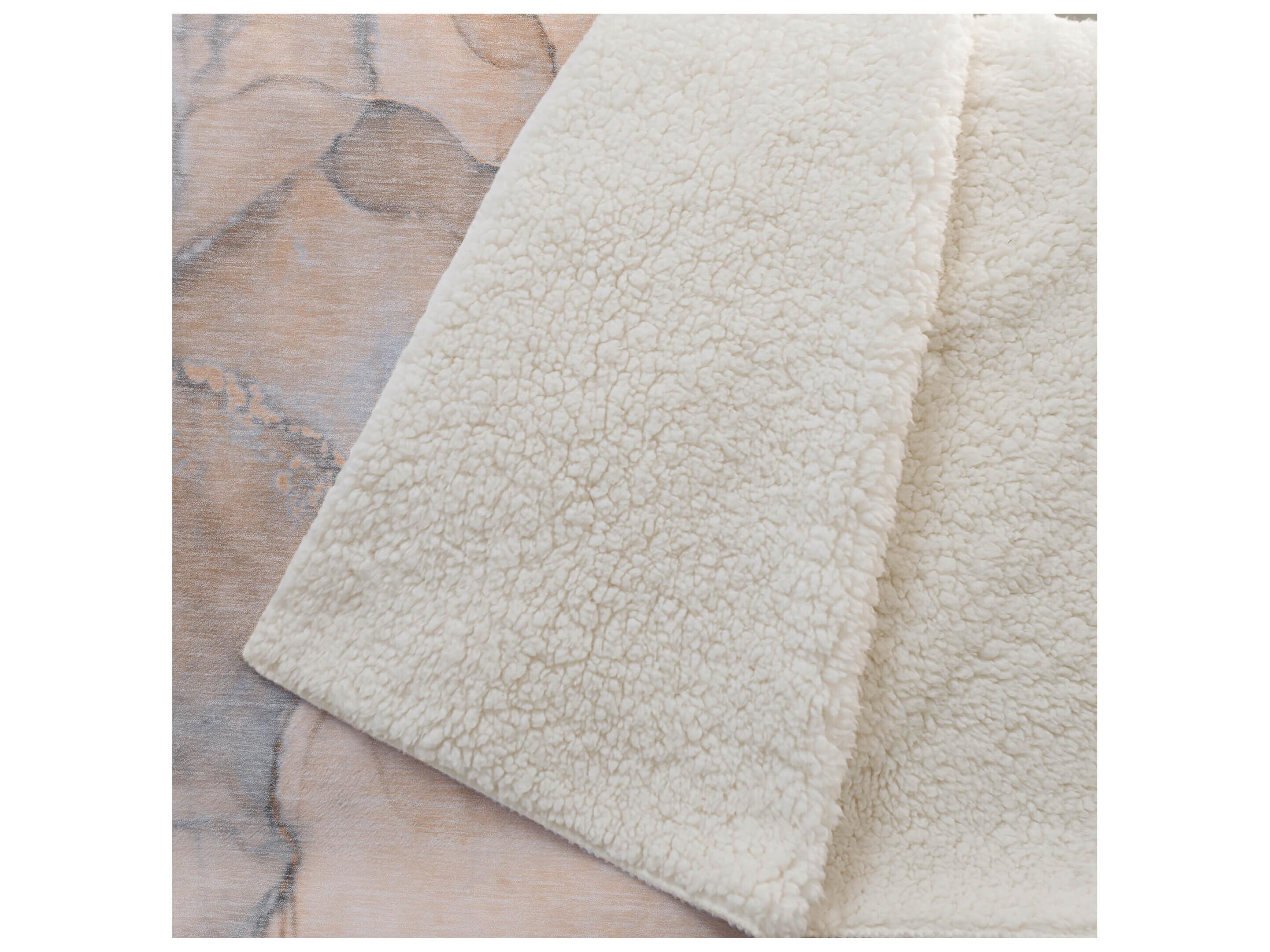 Dalyn Sherpa Orange Polyester Throw