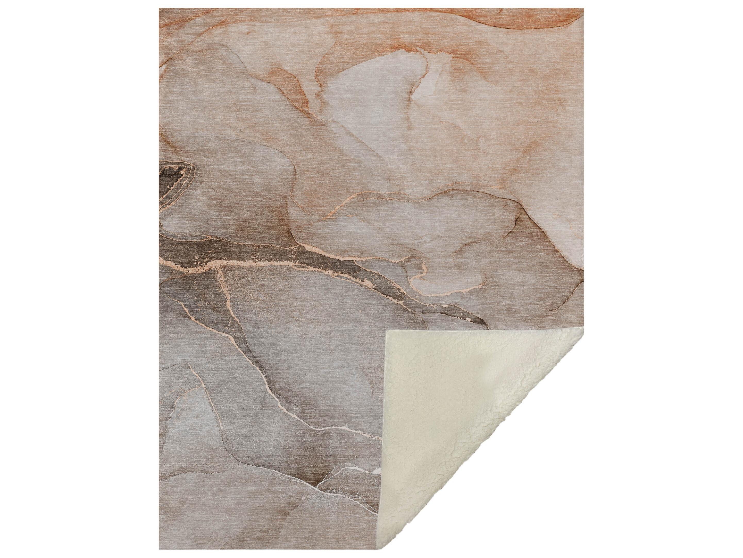 Dalyn Sherpa Brown Polyester Throw