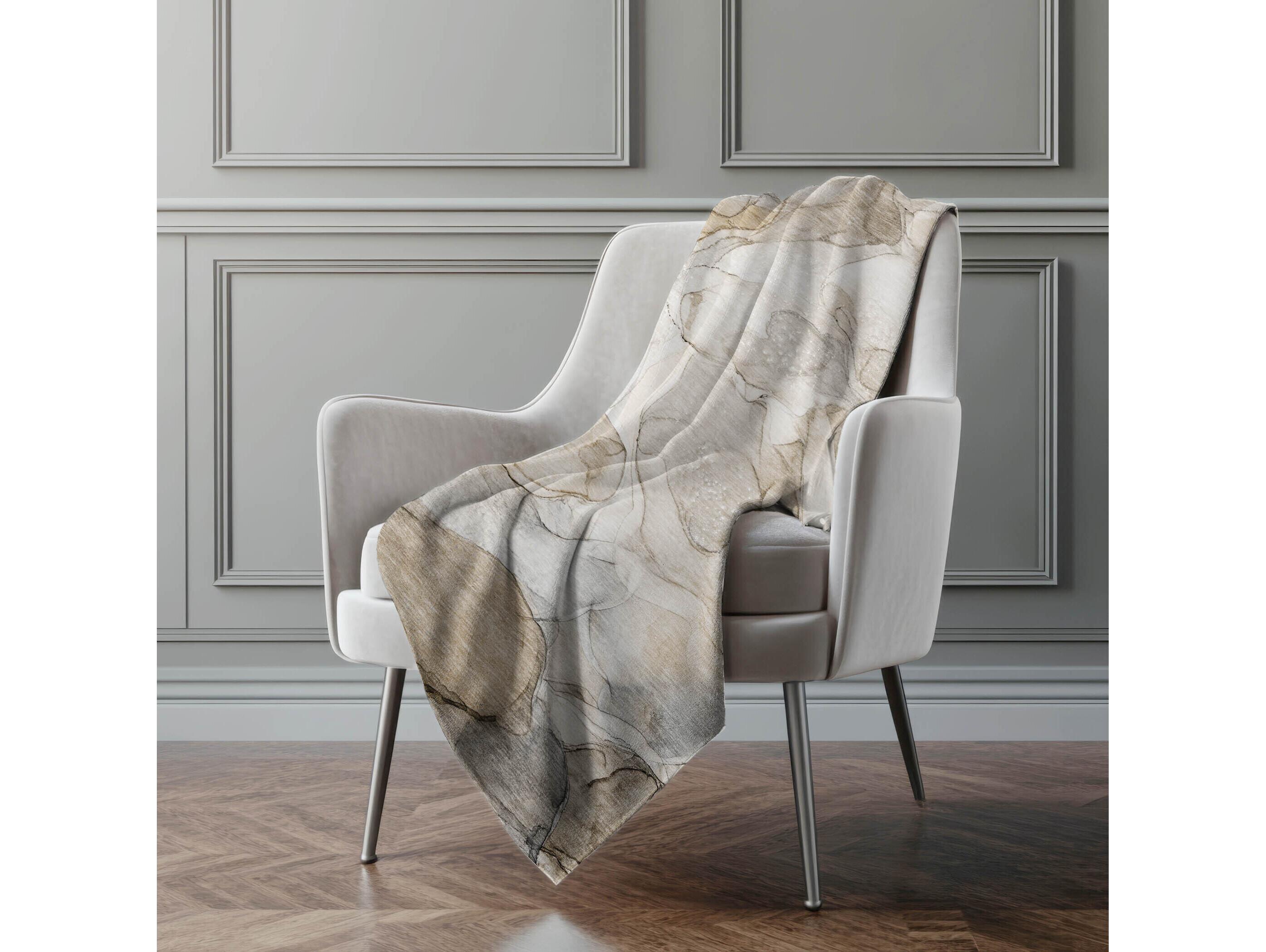 Dalyn Sherpa Brown Polyester Throw