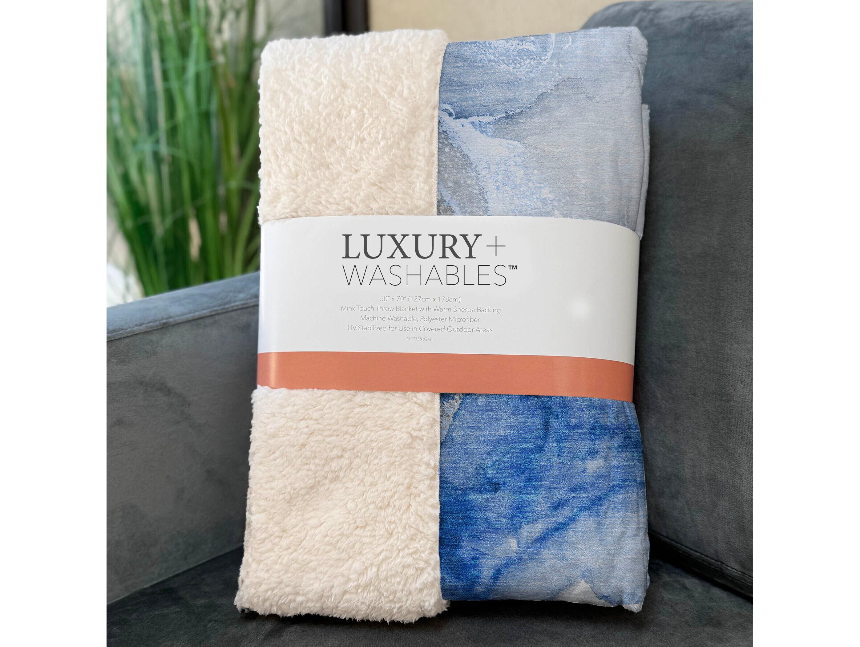 Dalyn Sherpa Blue Polyester Throw