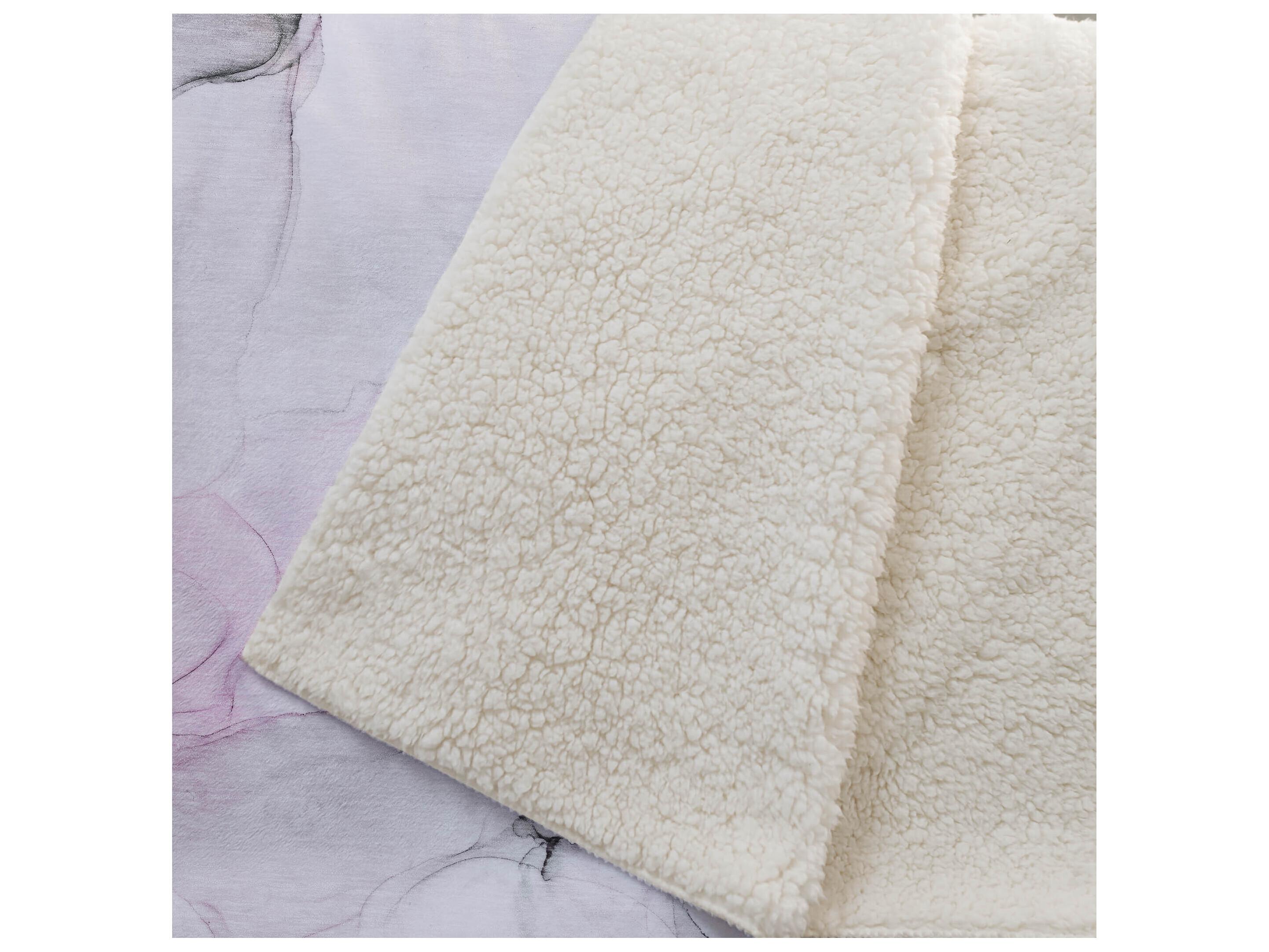 Dalyn Sherpa Pink Polyester Throw