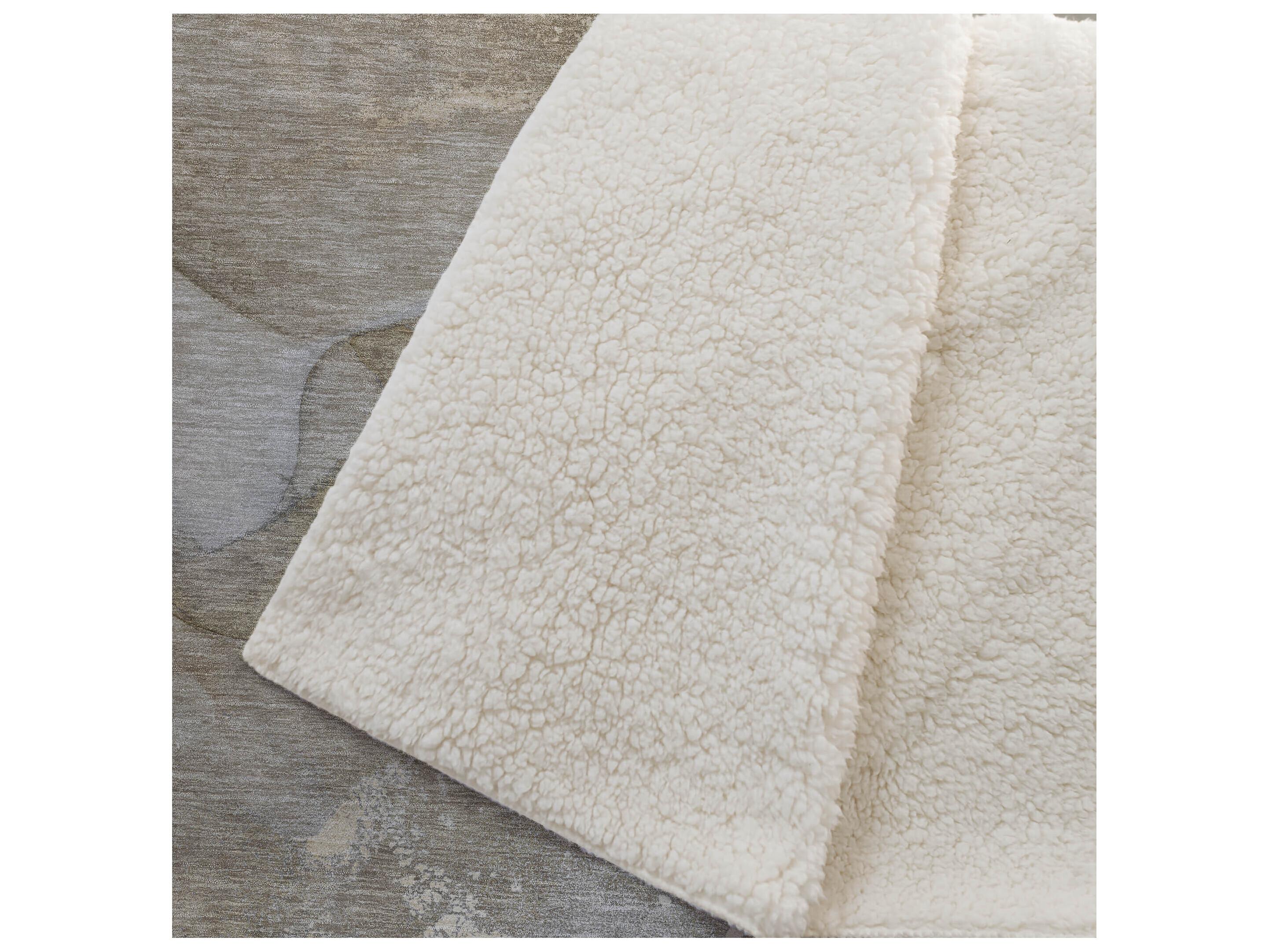 Dalyn Sherpa Brown Polyester Throw