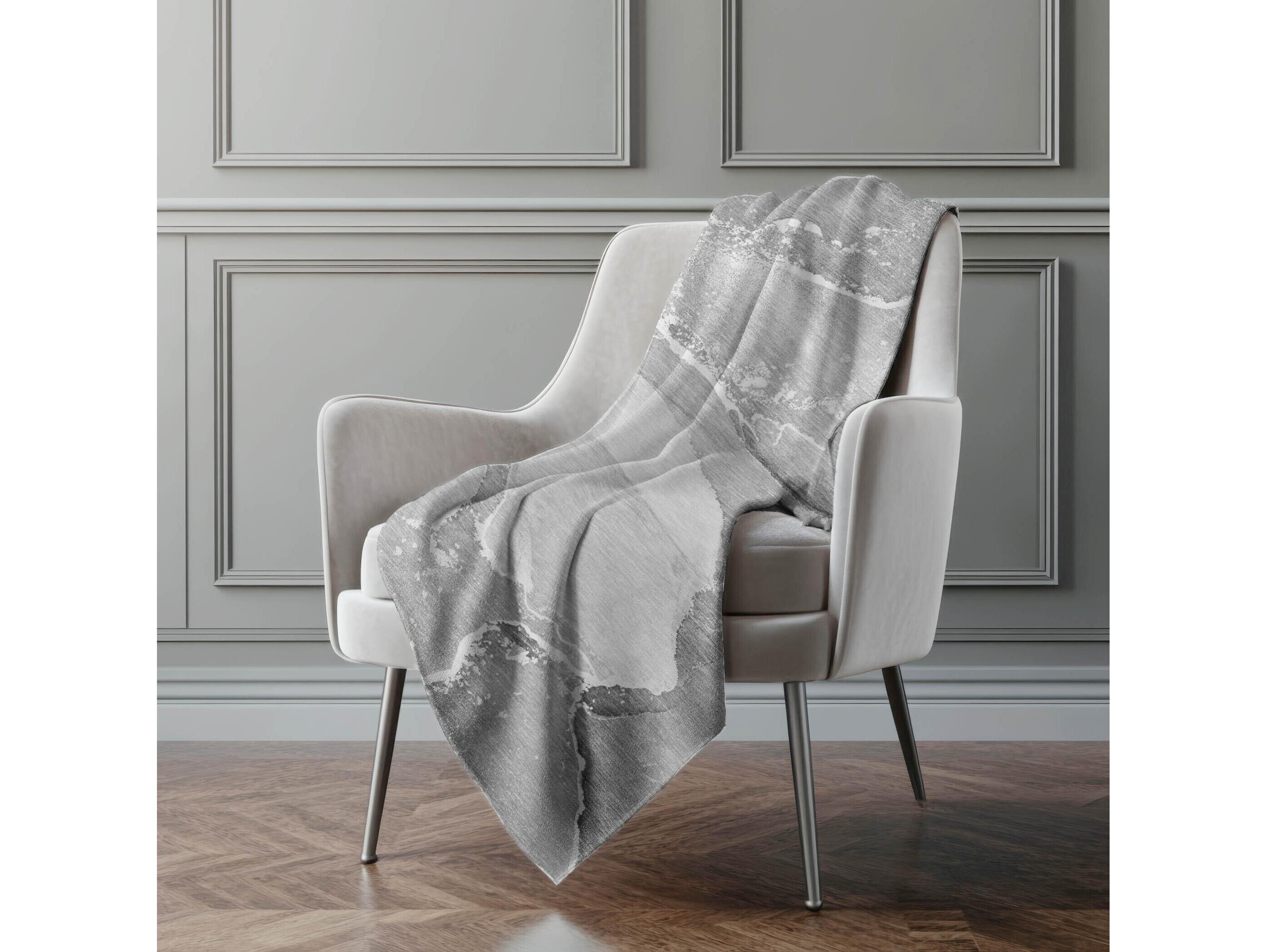 Dalyn Sherpa Gray Polyester Throw