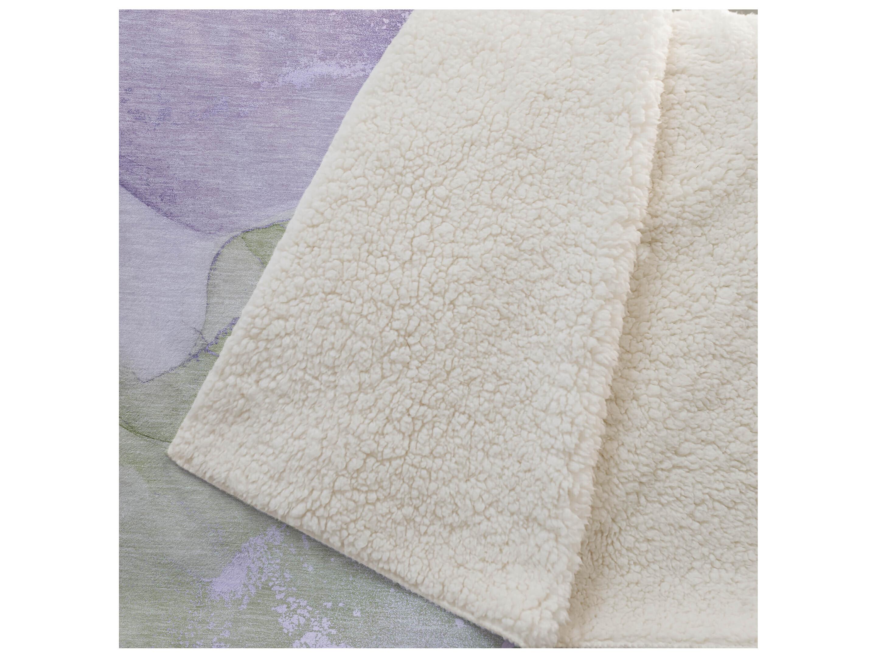 Dalyn Sherpa Purple Polyester Throw