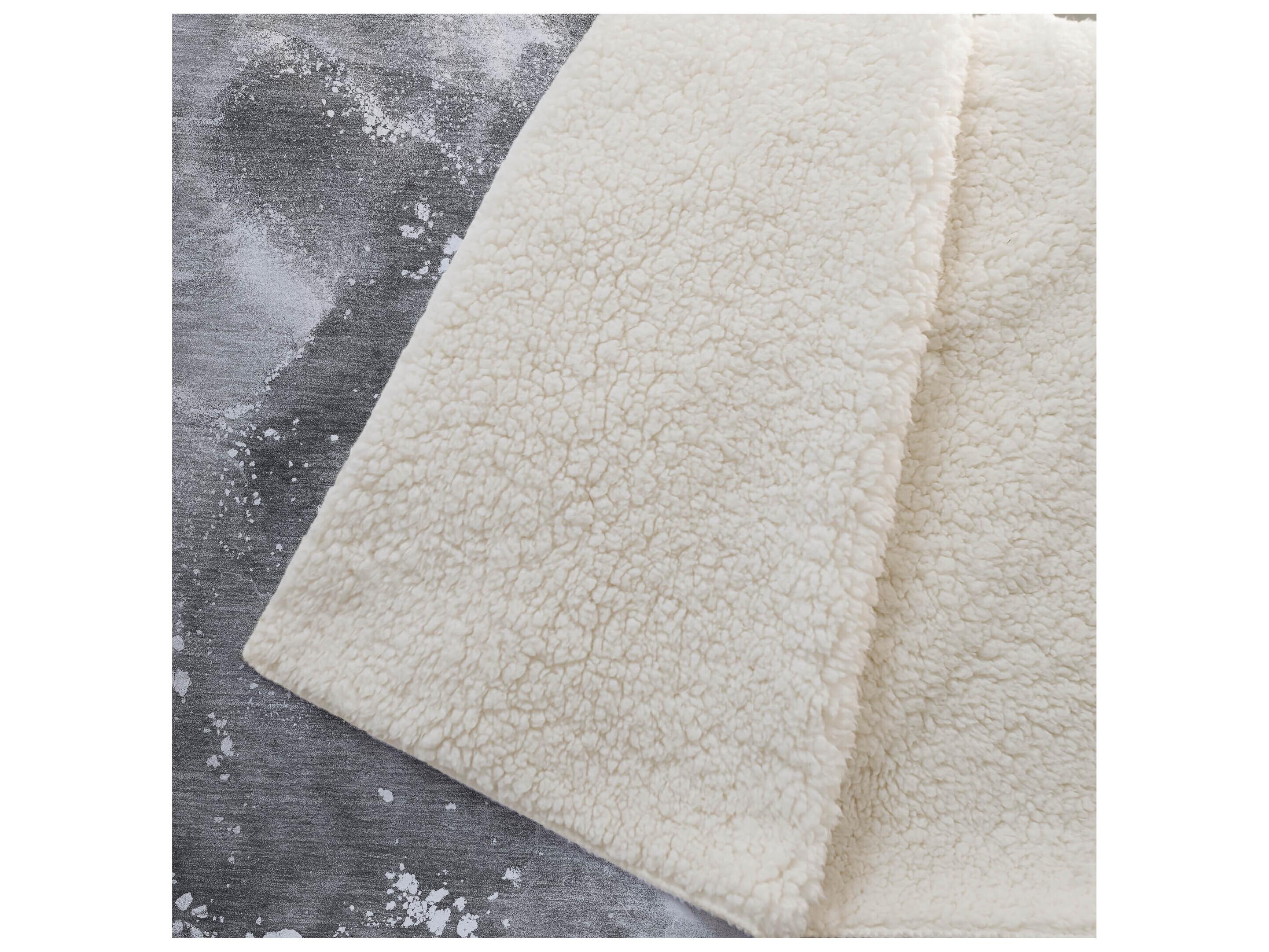 Dalyn Sherpa Gray Polyester Throw