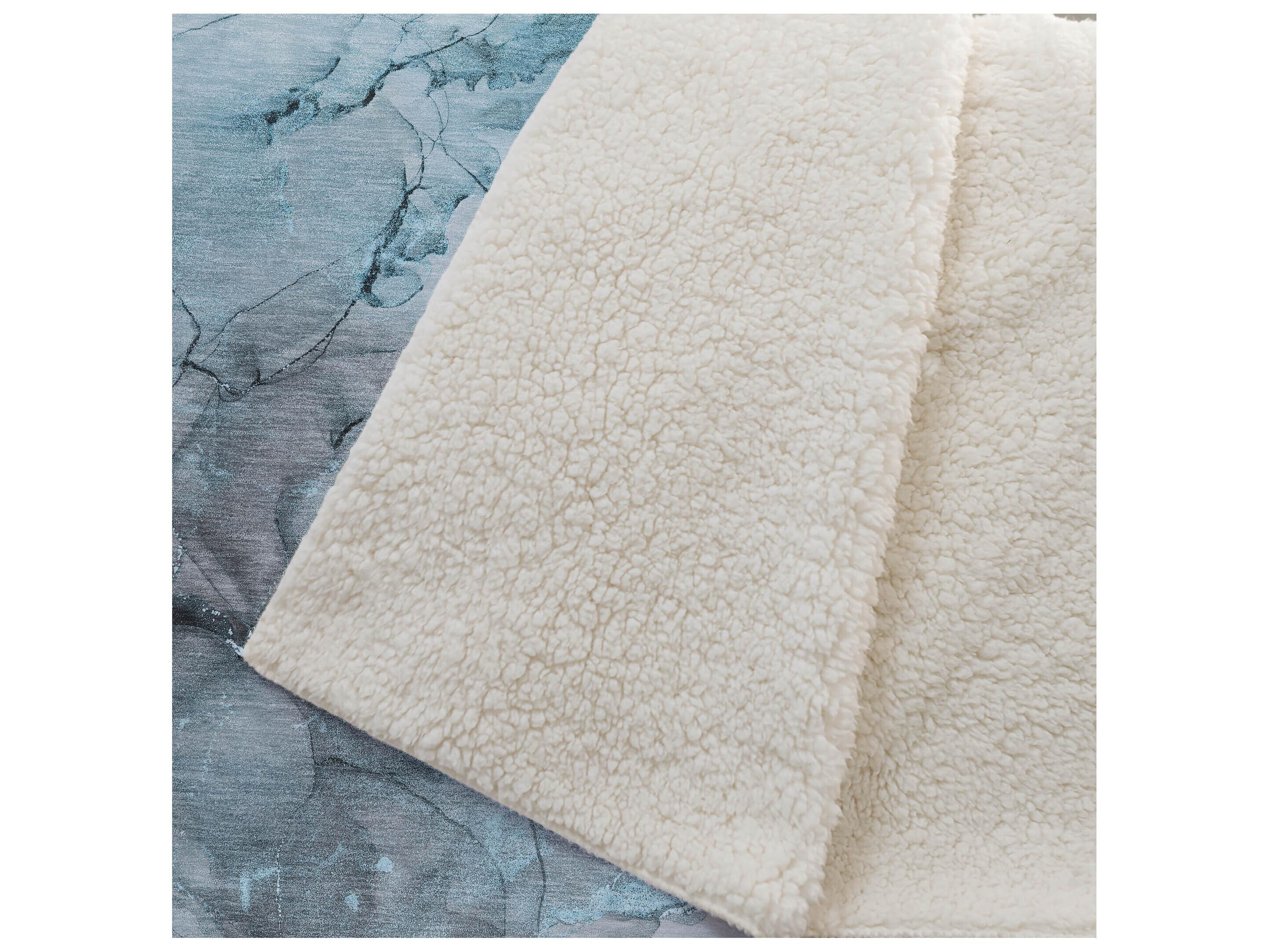 Dalyn Sherpa Teal Polyester Throw