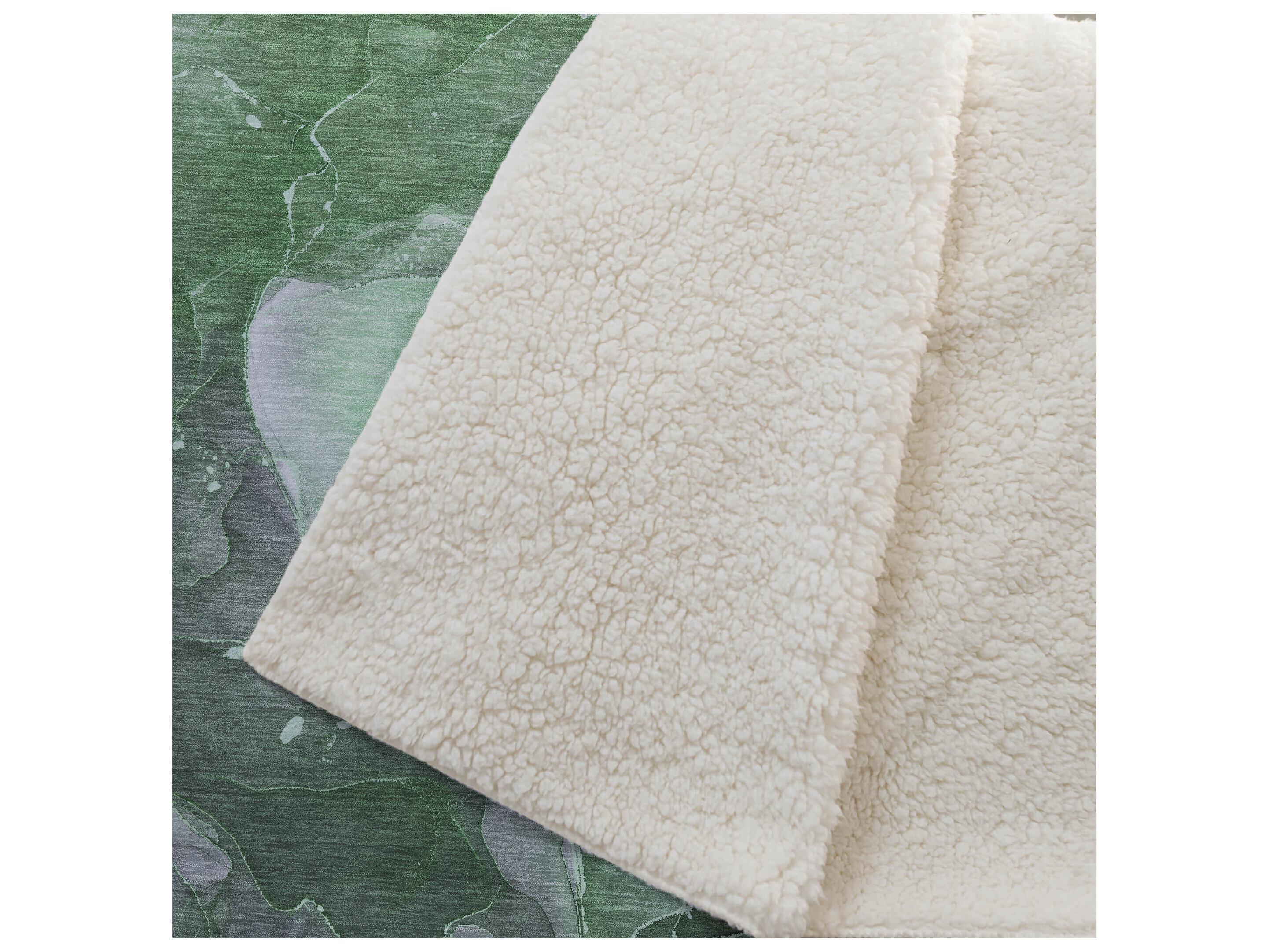 Dalyn Sherpa Green Polyester Throw