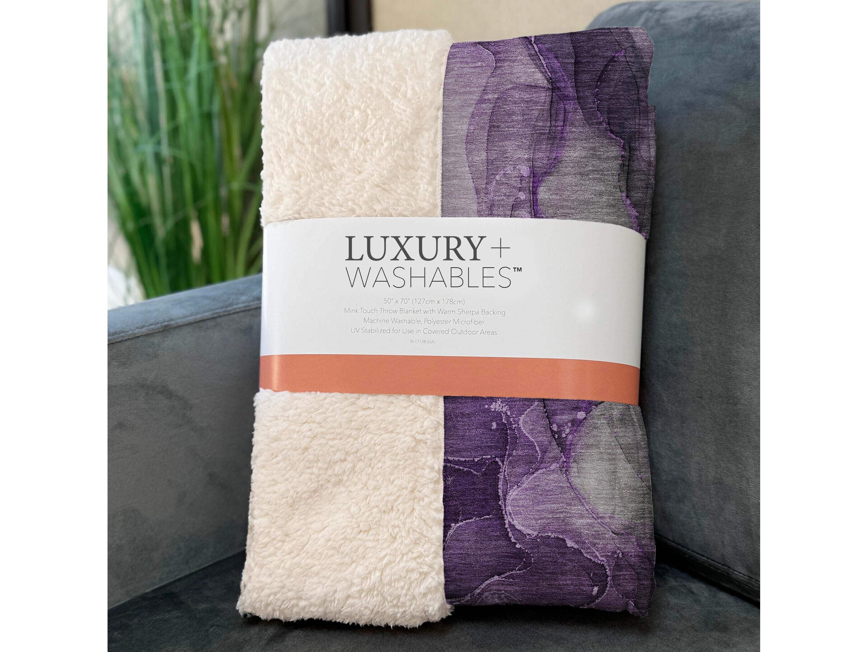 Dalyn Sherpa Purple Polyester Throw