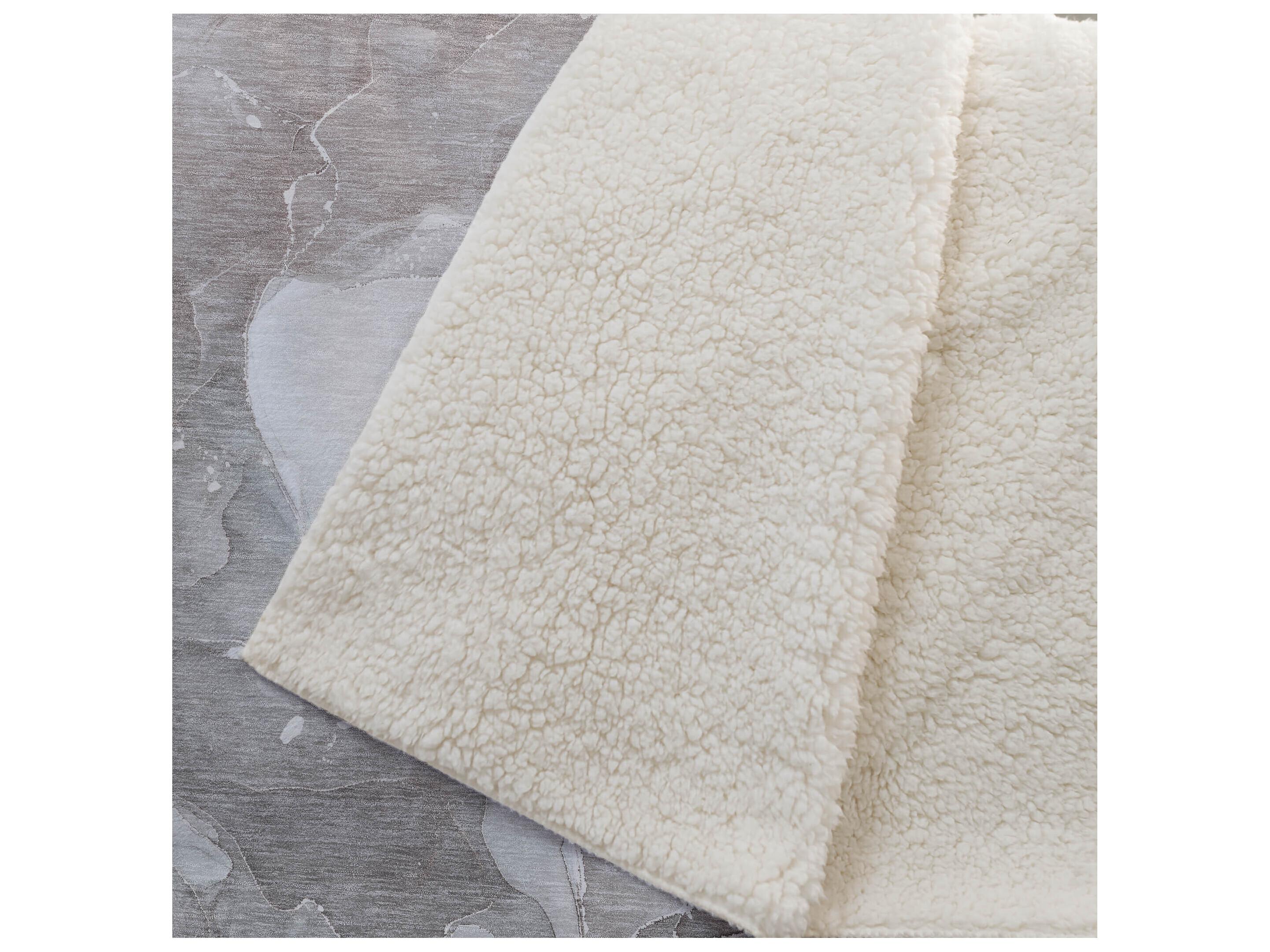 Dalyn Sherpa Brown Polyester Throw