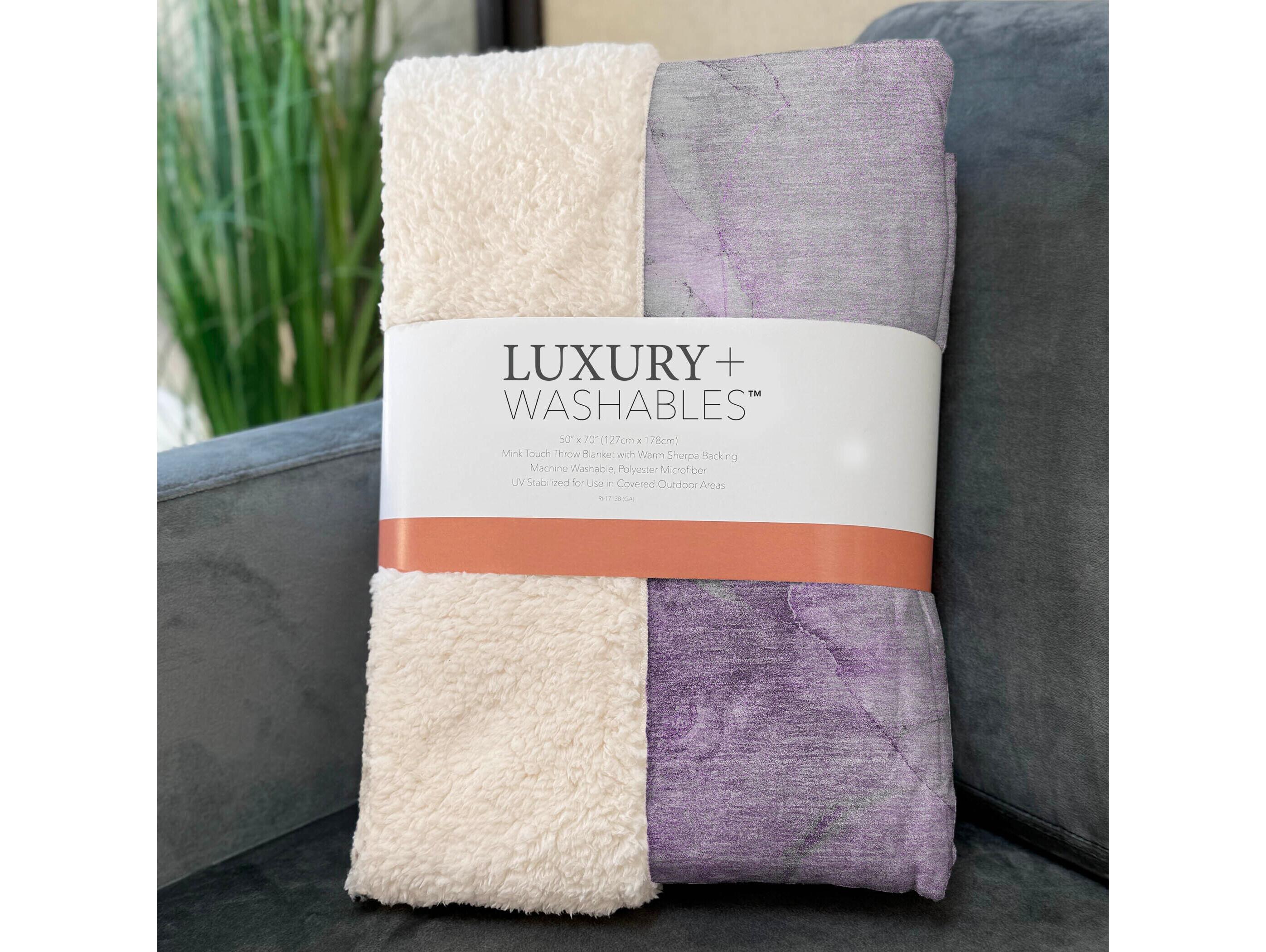 Dalyn Sherpa Purple Polyester Throw