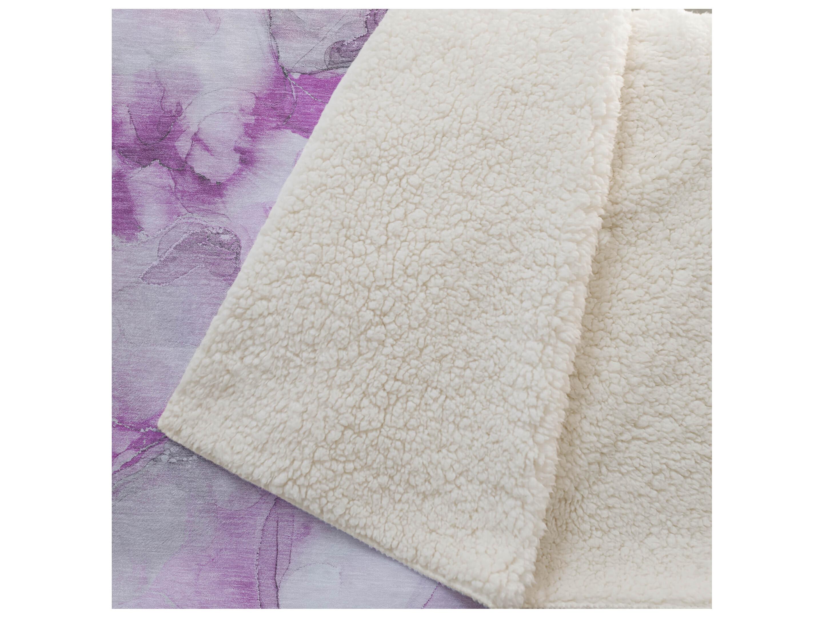 Dalyn Sherpa Pink Polyester Throw