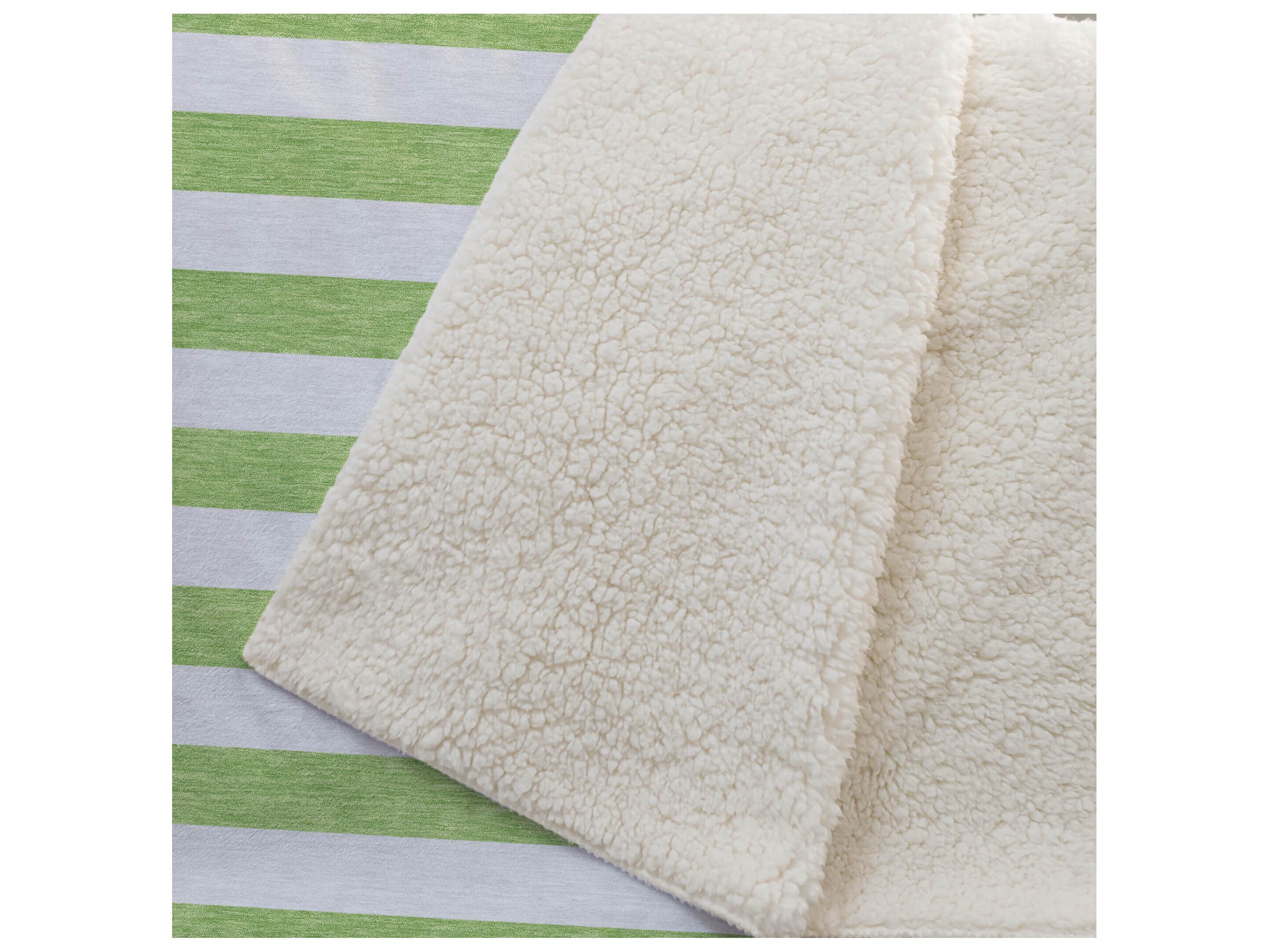 Dalyn Sherpa Green Polyester Throw