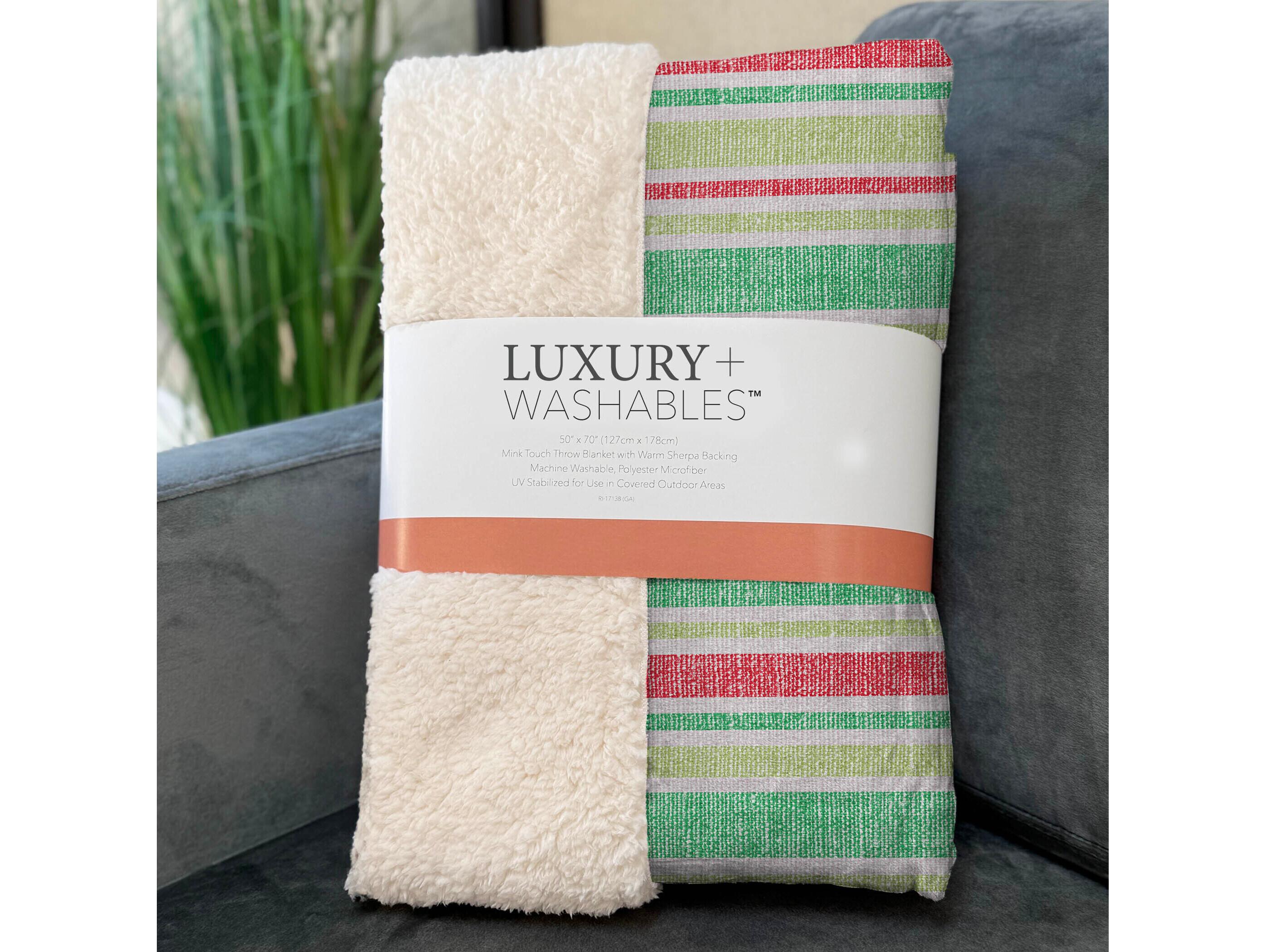 Dalyn Sherpa Green Polyester Throw