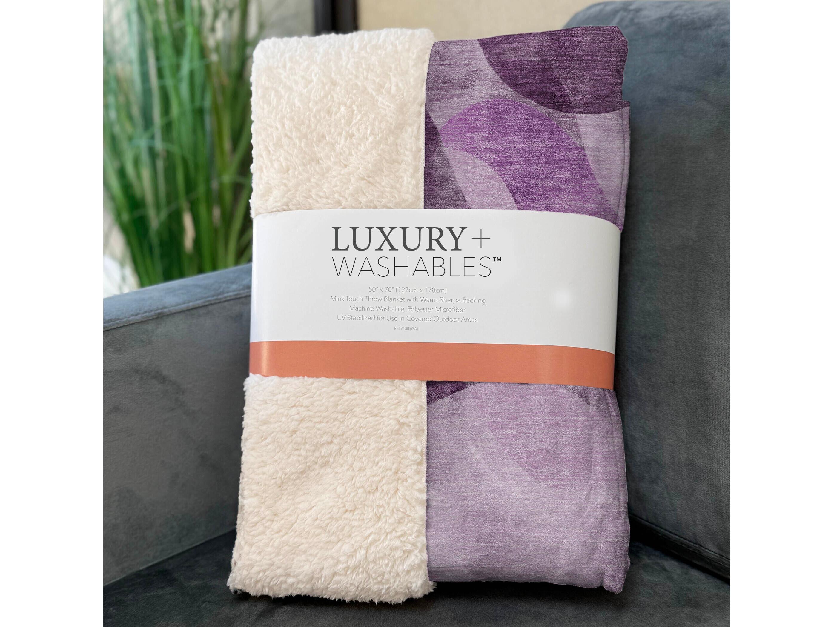 Dalyn Sherpa Purple Polyester Throw