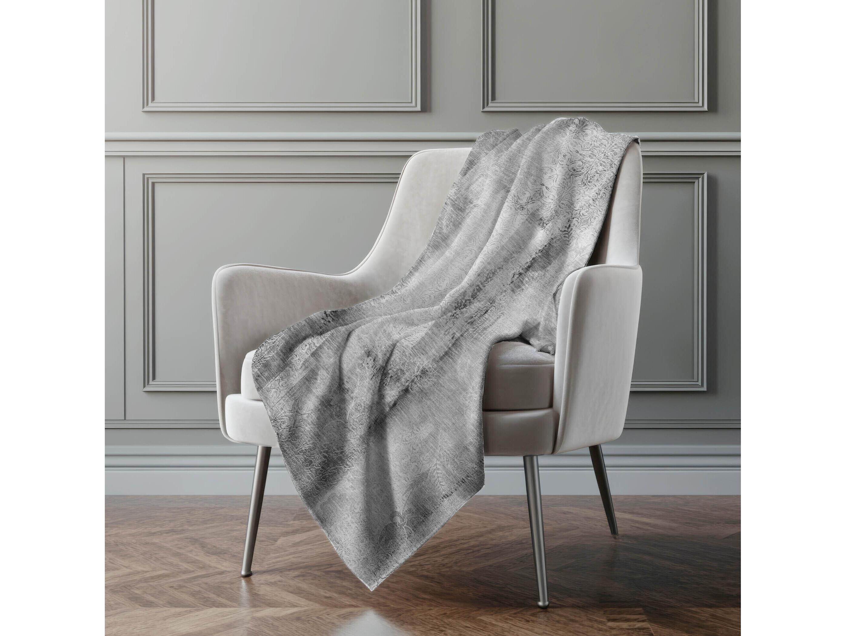 Dalyn Sherpa Gray Polyester Throw