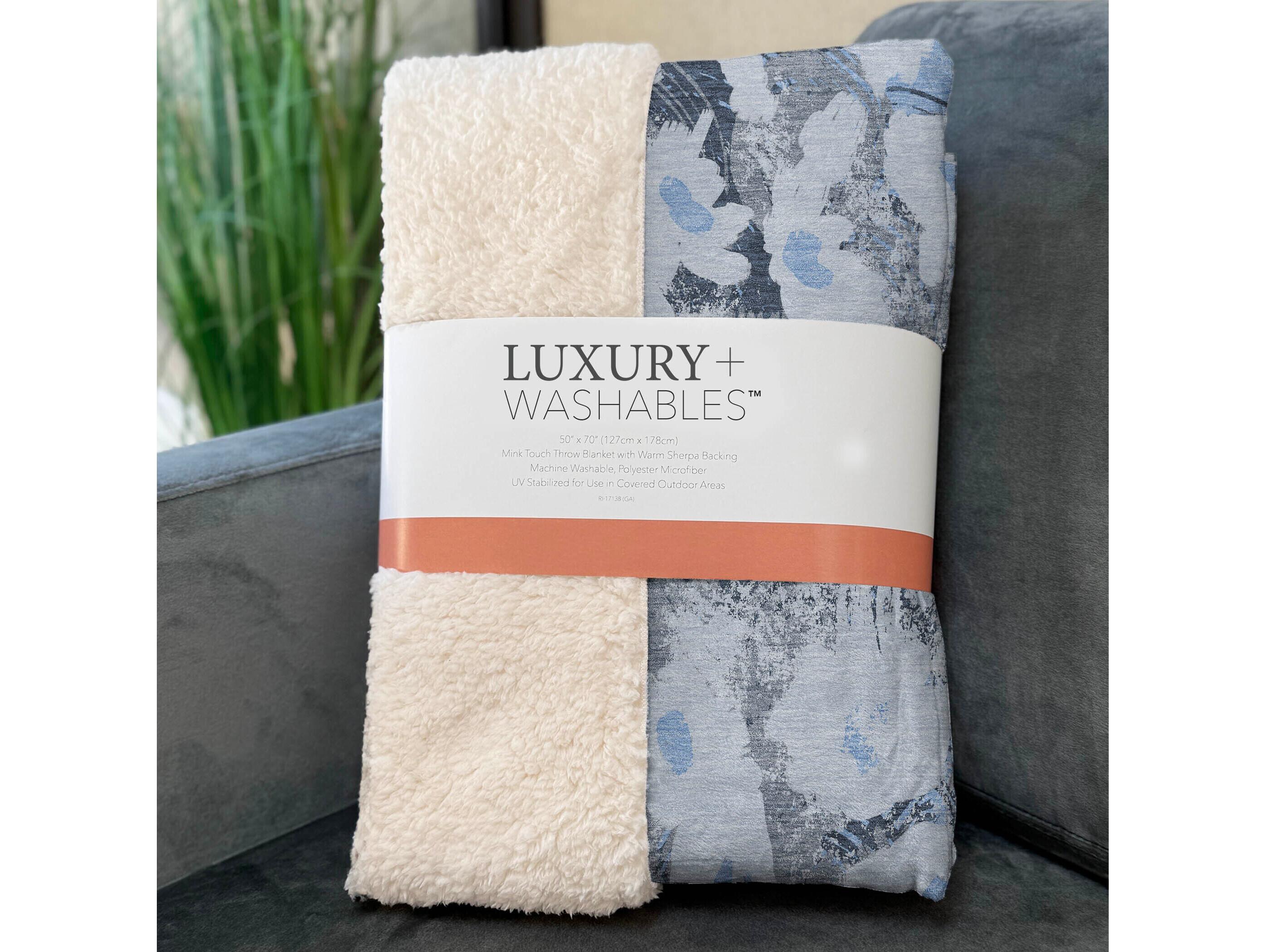 Dalyn Sherpa Blue Polyester Throw