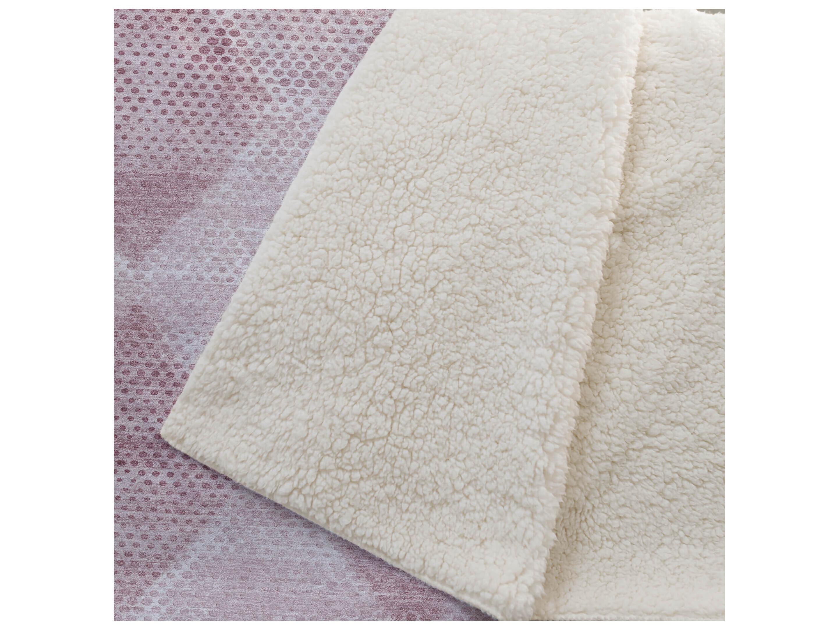 Dalyn Sherpa Red Polyester Throw