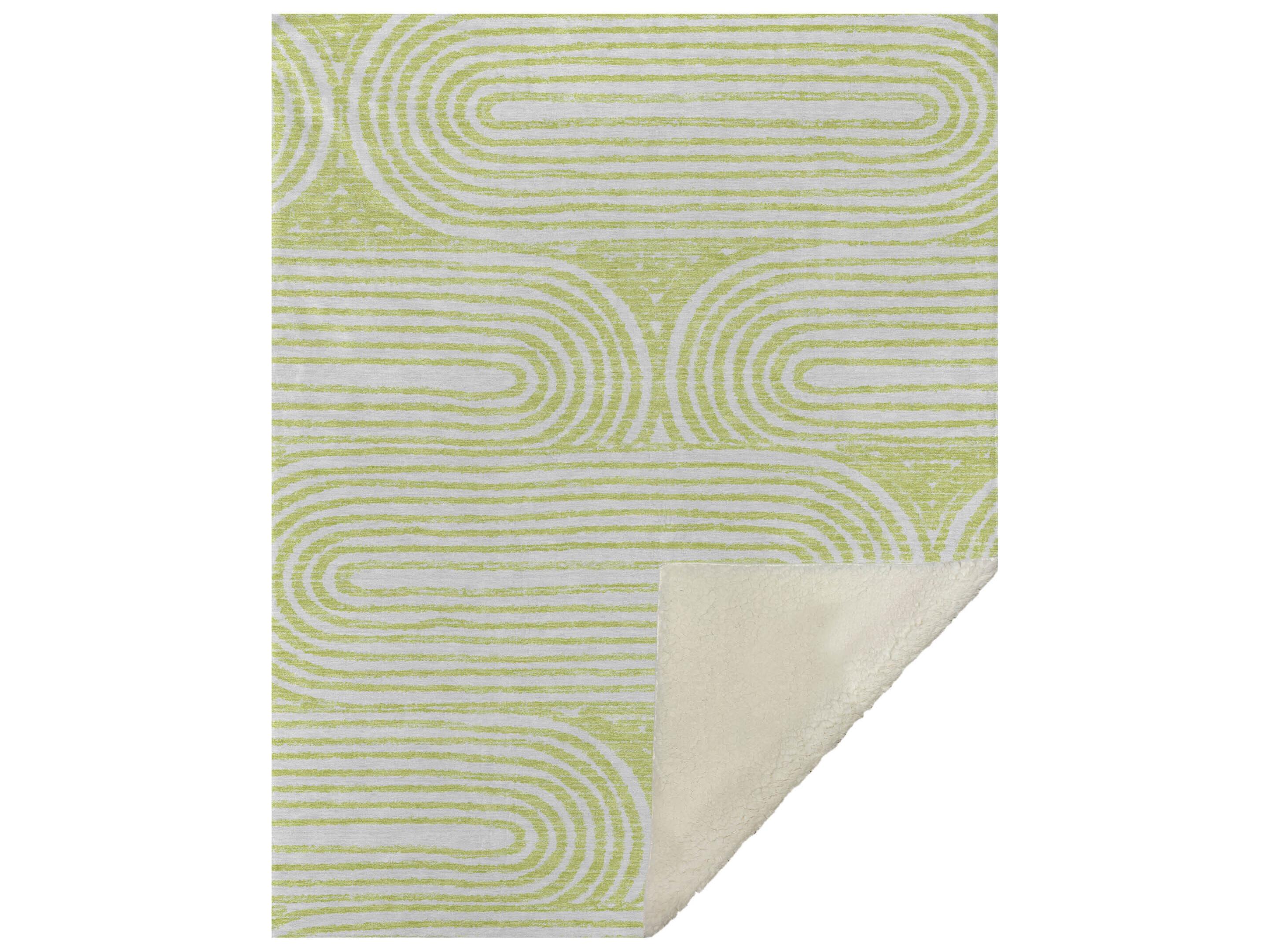 Dalyn Sherpa Green Polyester Throw