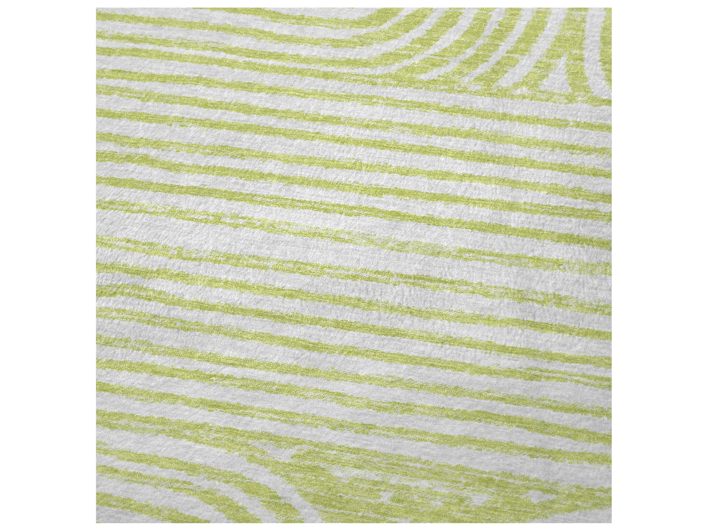 Dalyn Sherpa Green Polyester Throw