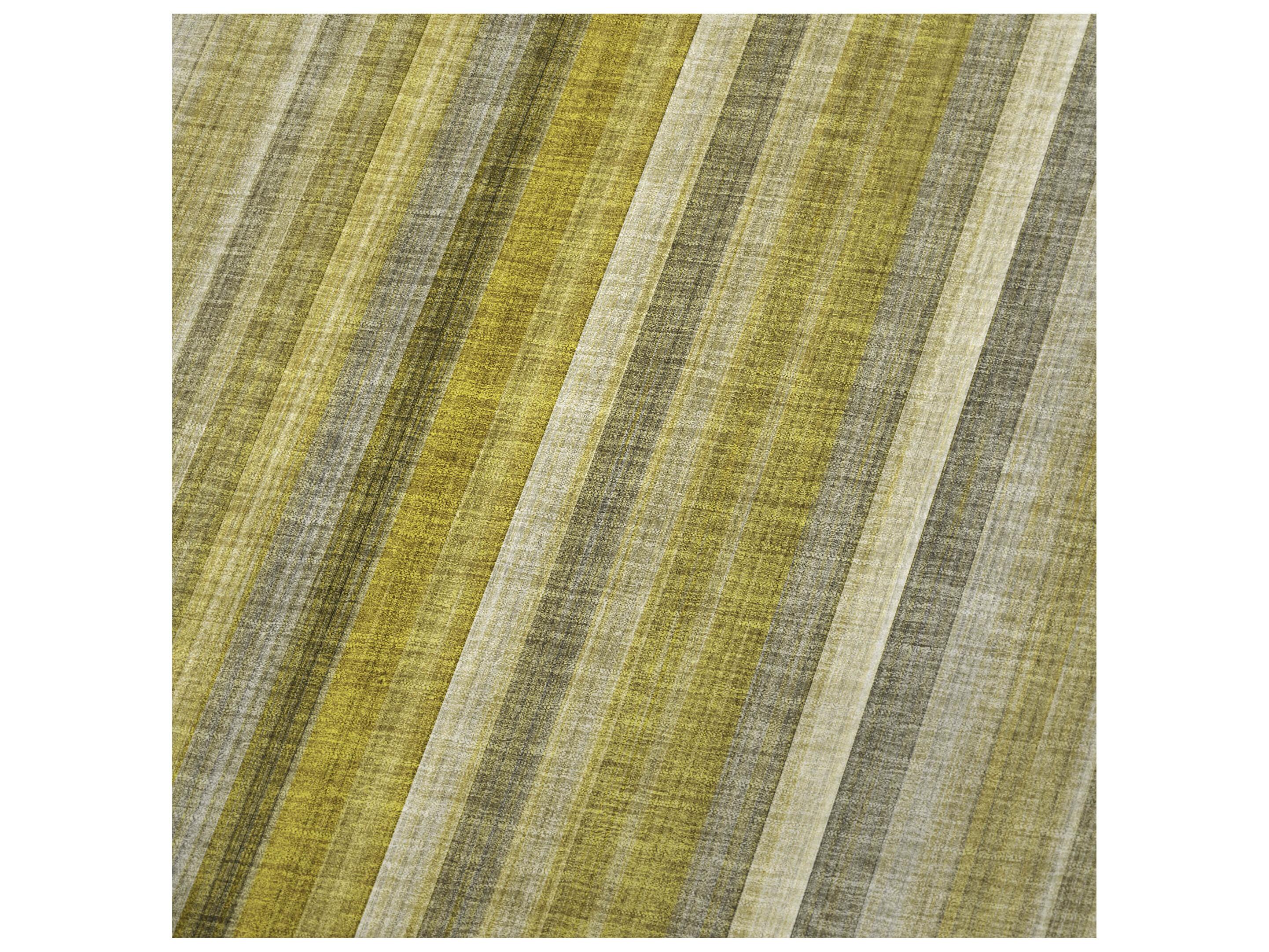 Dalyn Sherpa Gold Polyester Throw