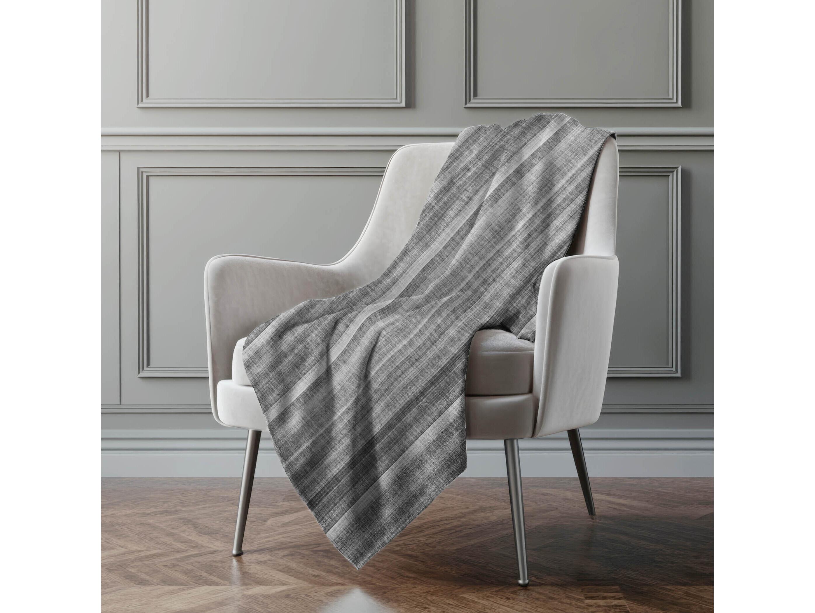 Dalyn Sherpa Gray Polyester Throw