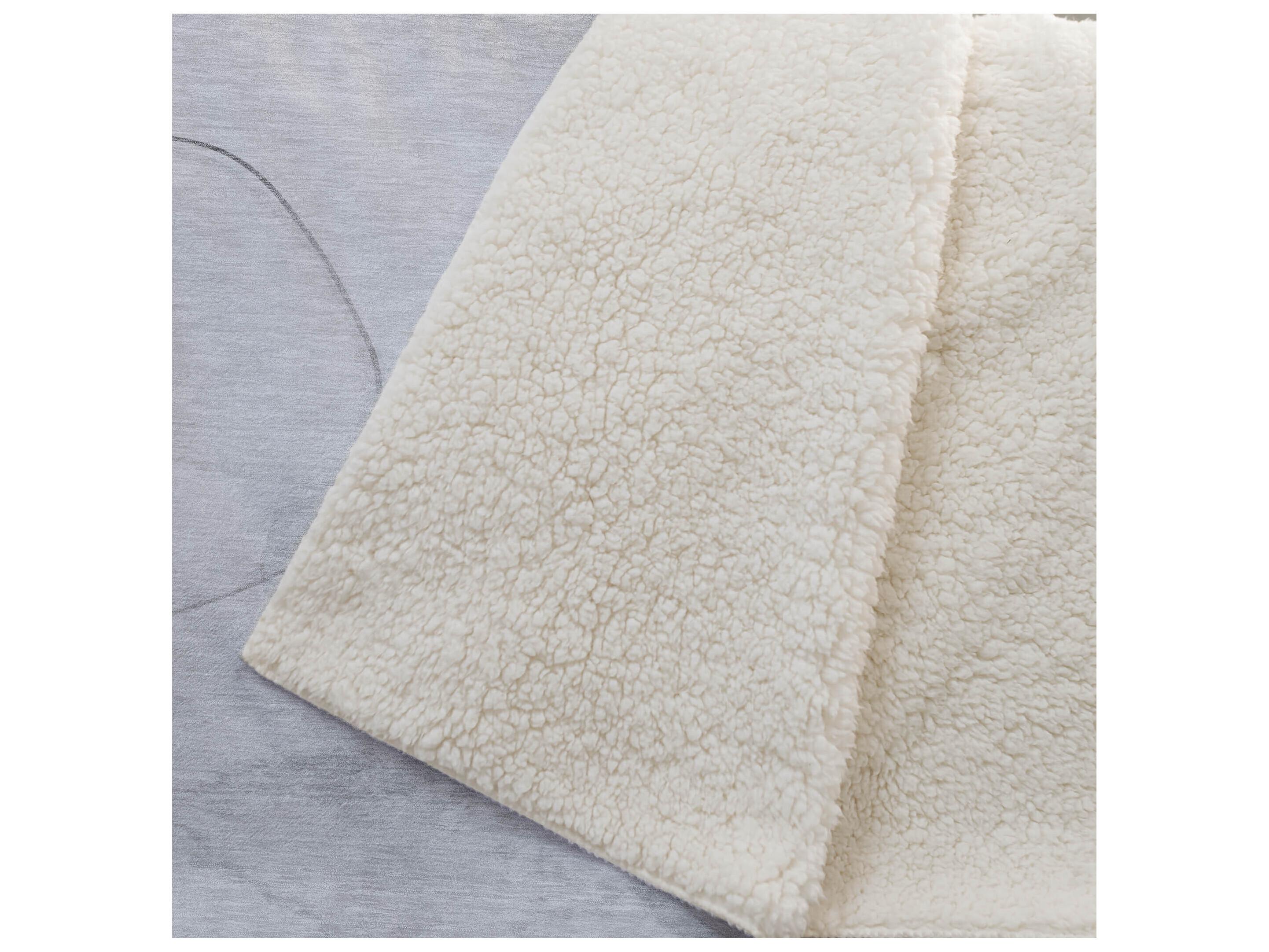 Dalyn Sherpa Gray Polyester Throw