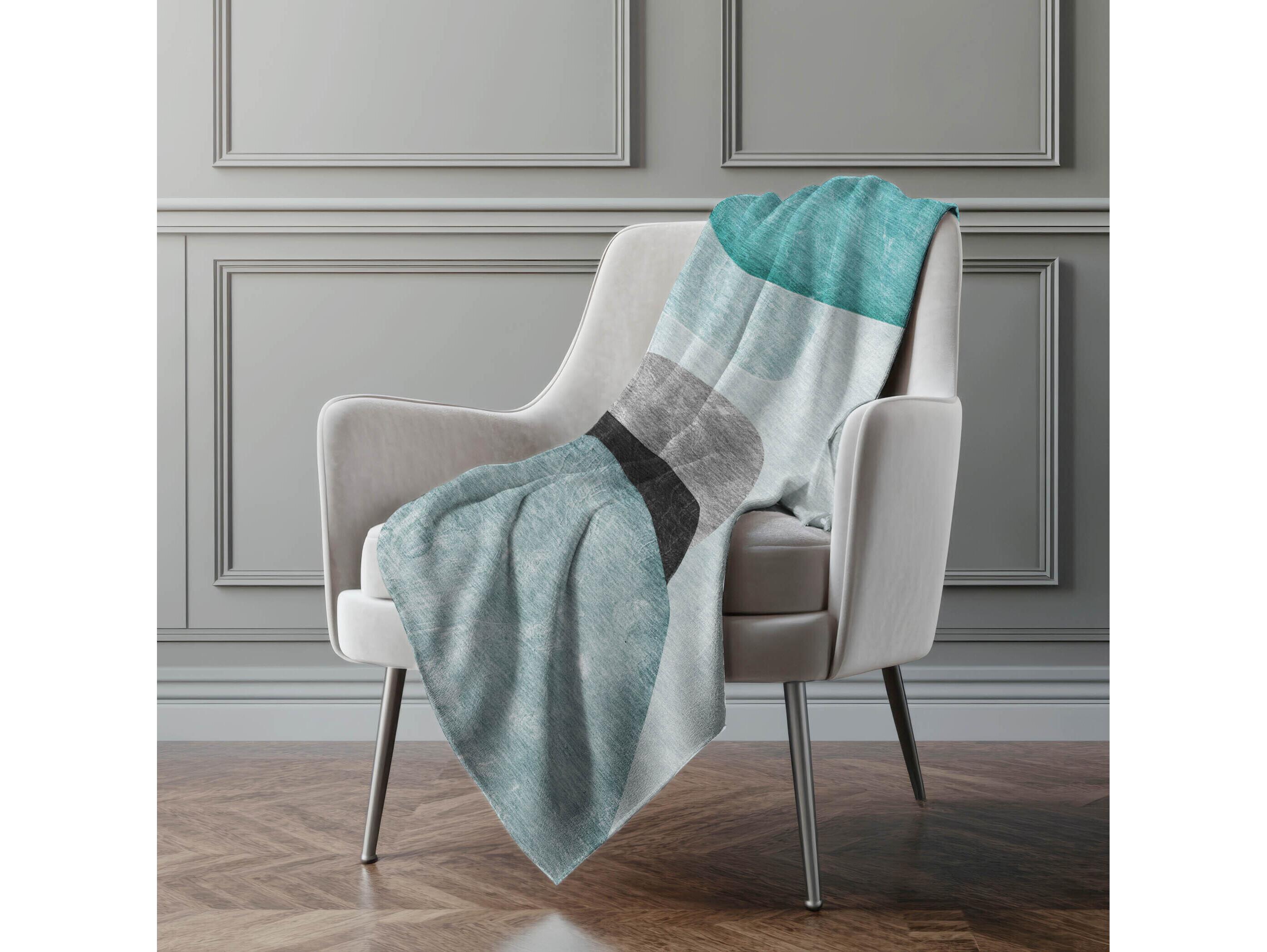Dalyn Sherpa Teal Polyester Throw