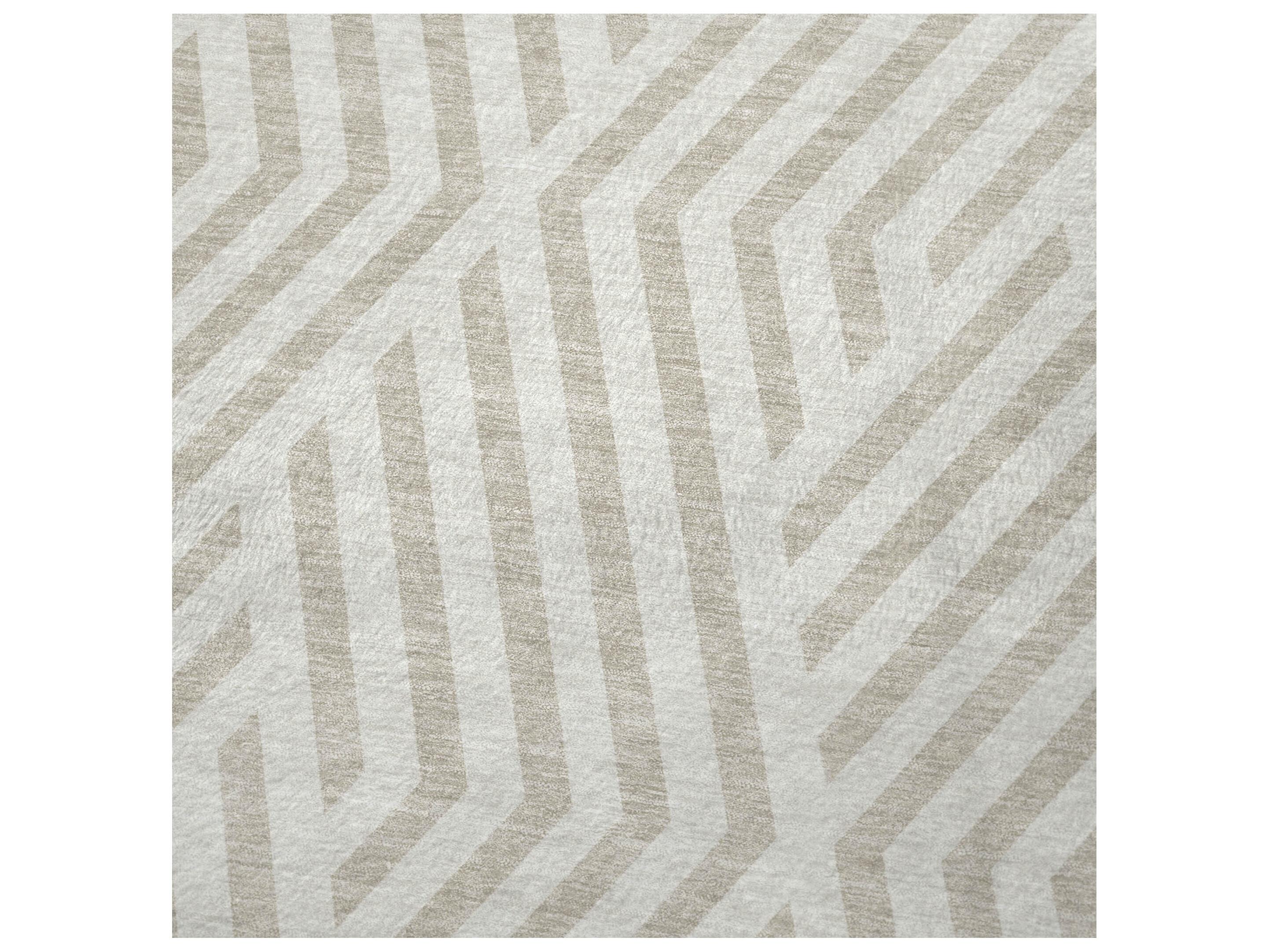 Dalyn Sherpa Ivory Polyester Throw