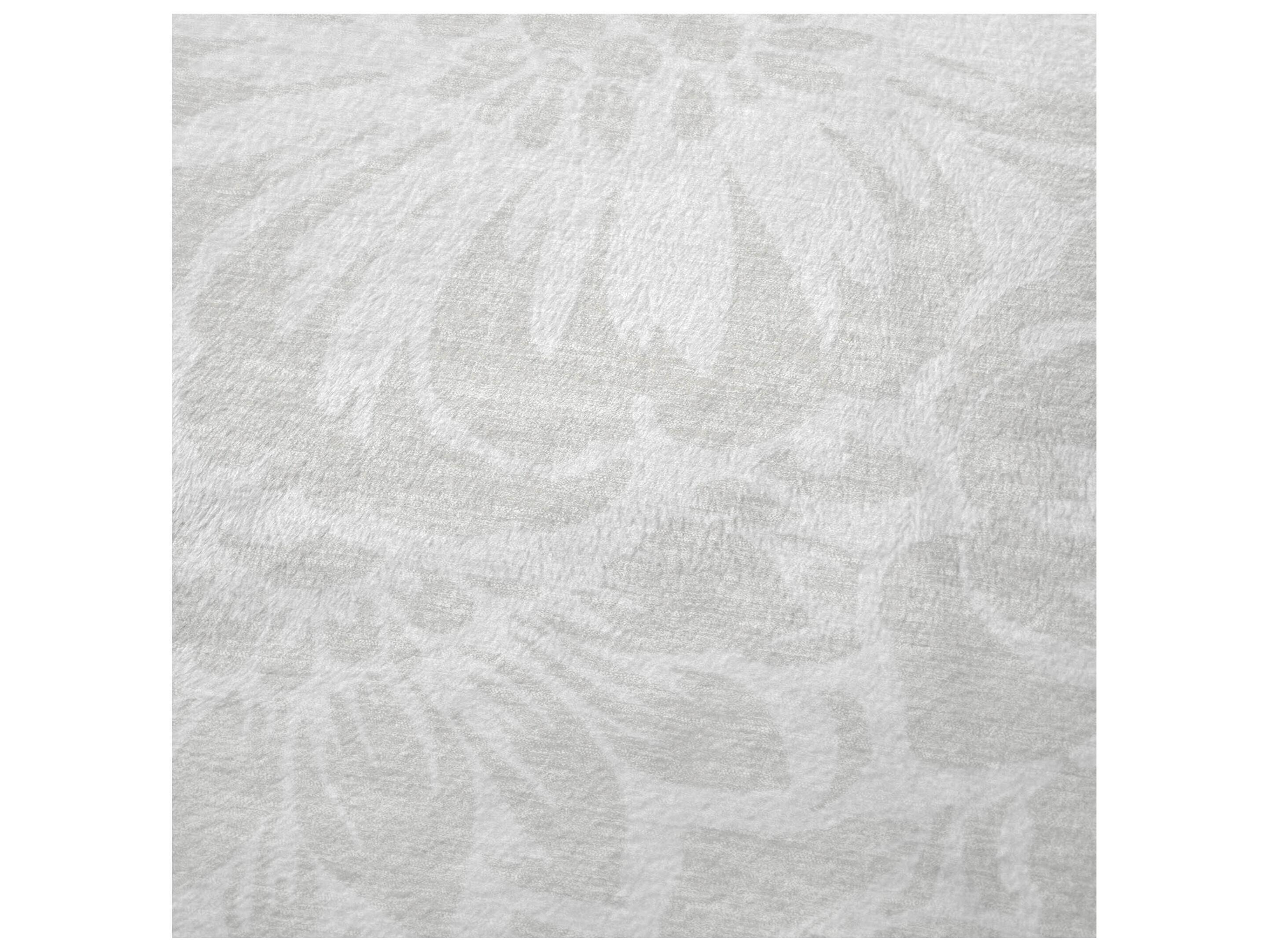 Dalyn Sherpa Ivory Polyester Throw