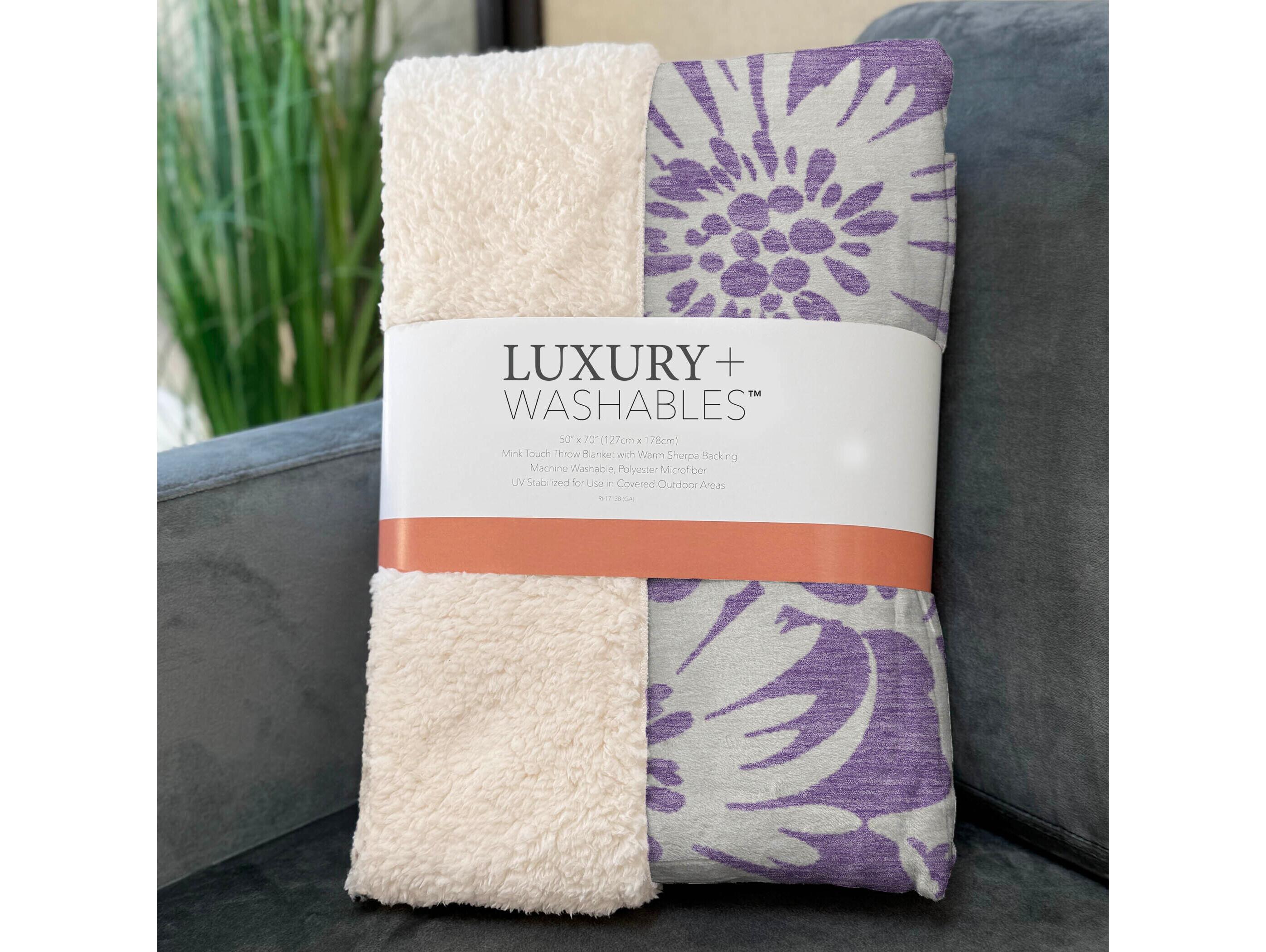 Dalyn Sherpa Purple Polyester Throw