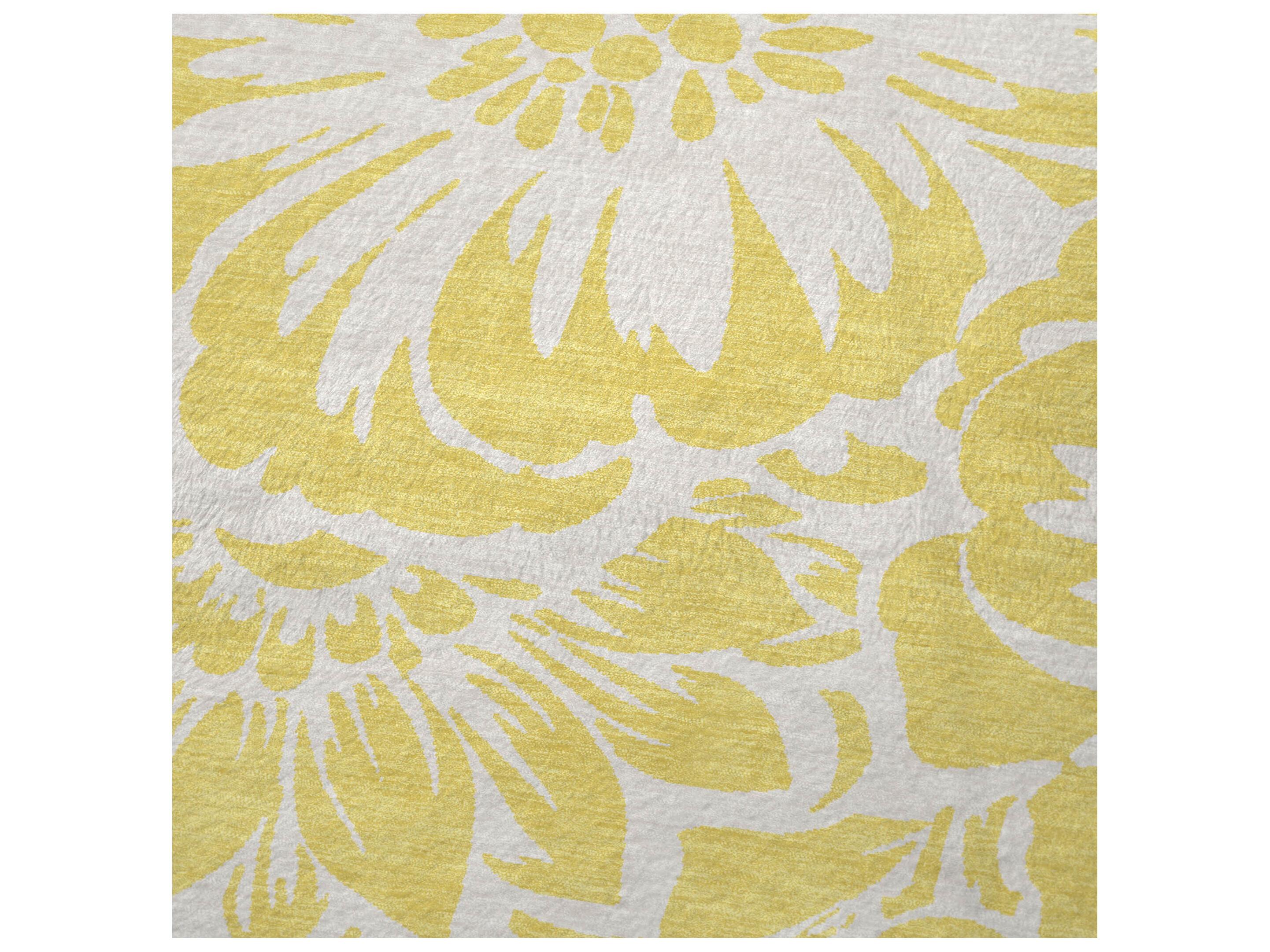 Dalyn Sherpa Gold Polyester Throw