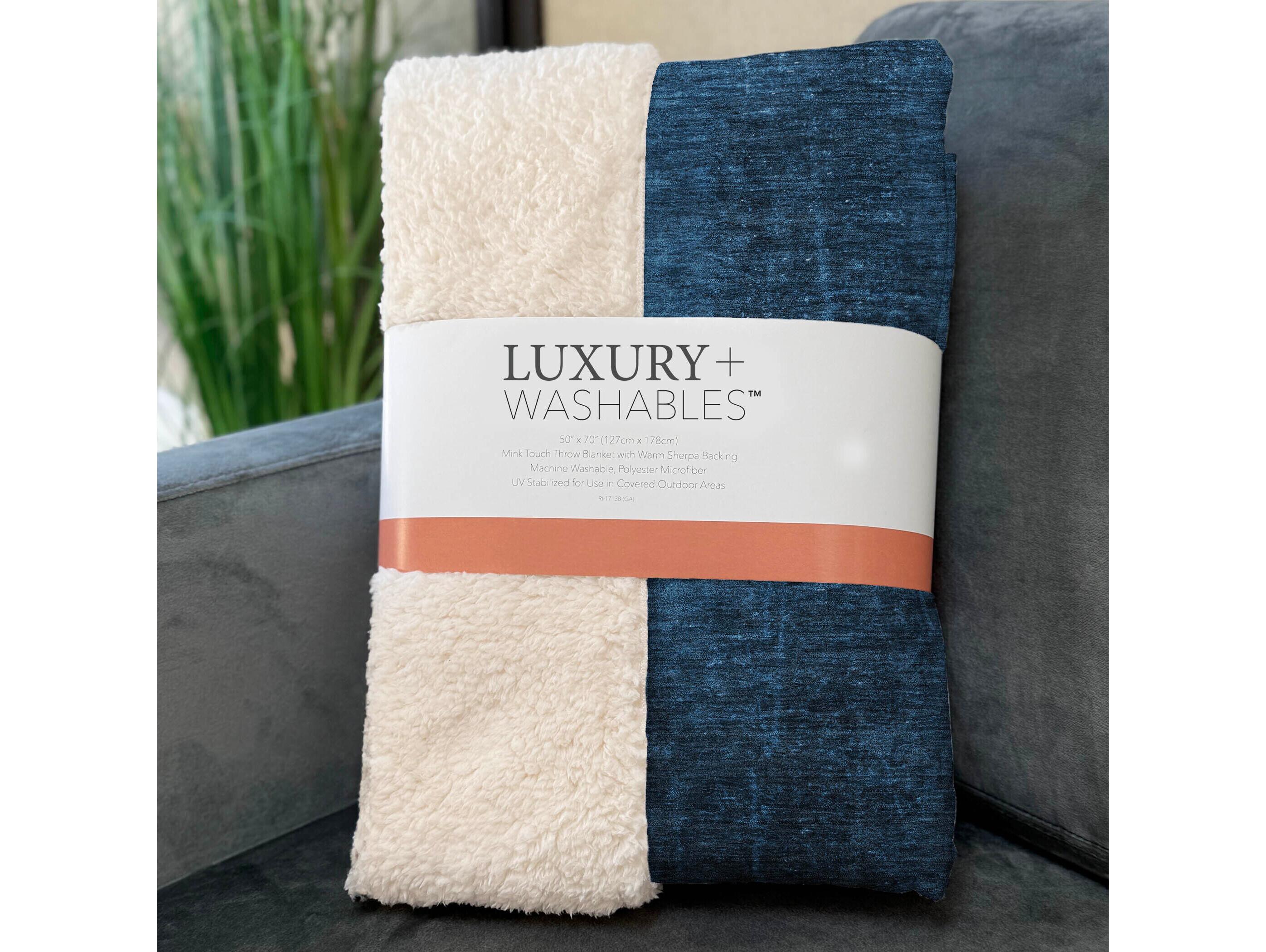 Dalyn Sherpa Blue Polyester Throw