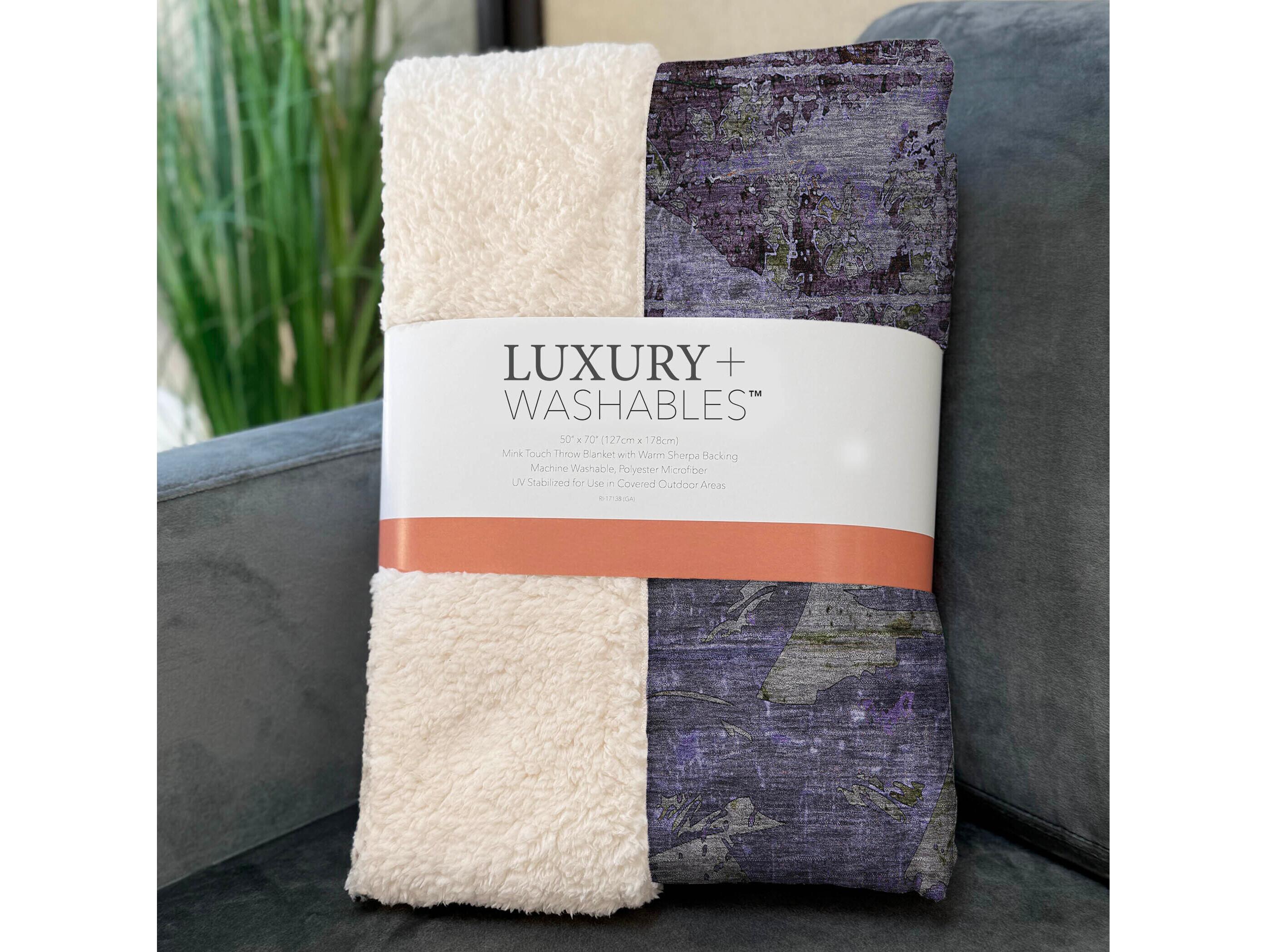 Dalyn Sherpa Purple Polyester Throw