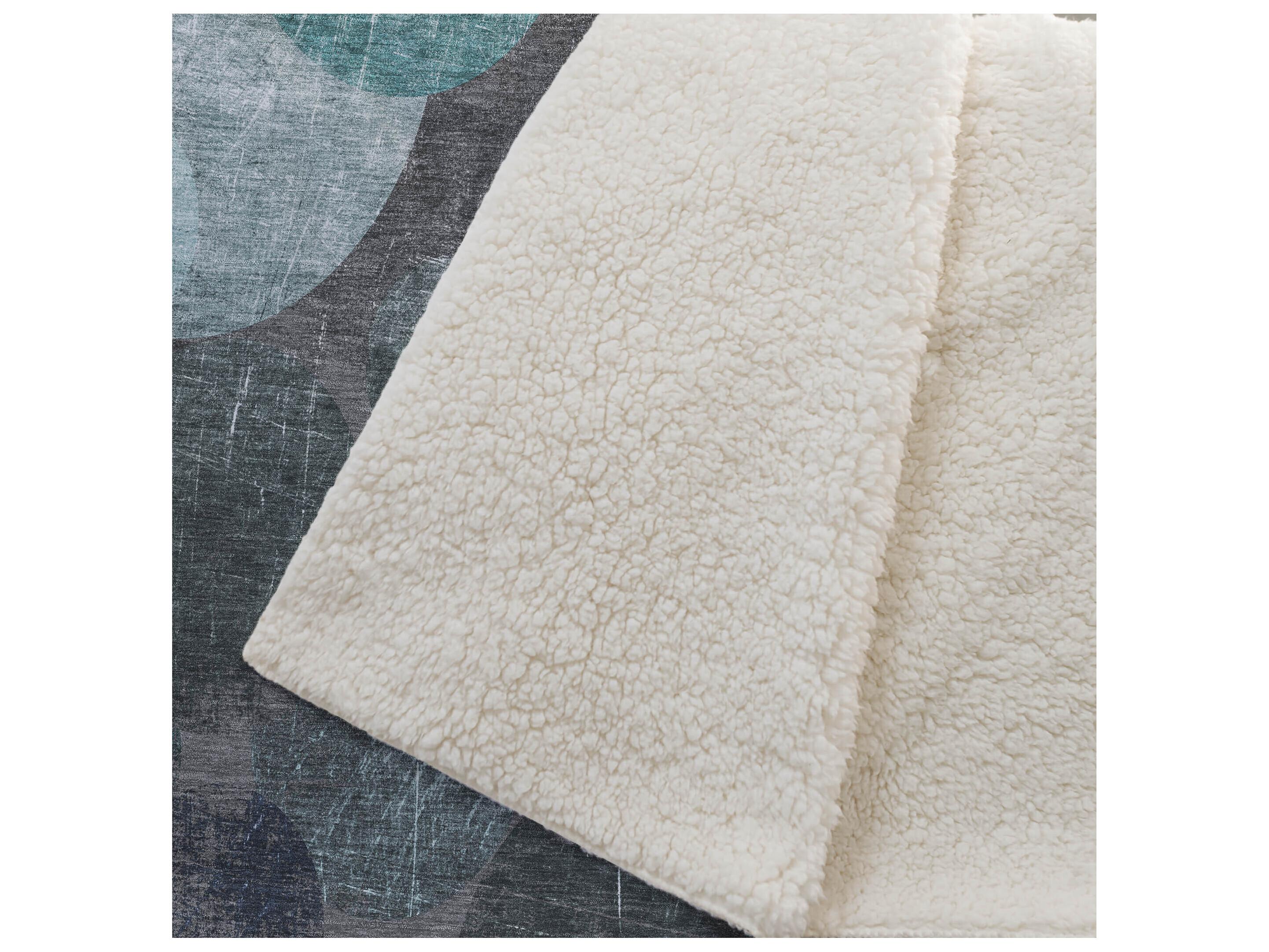 Dalyn Sherpa Teal Polyester Throw