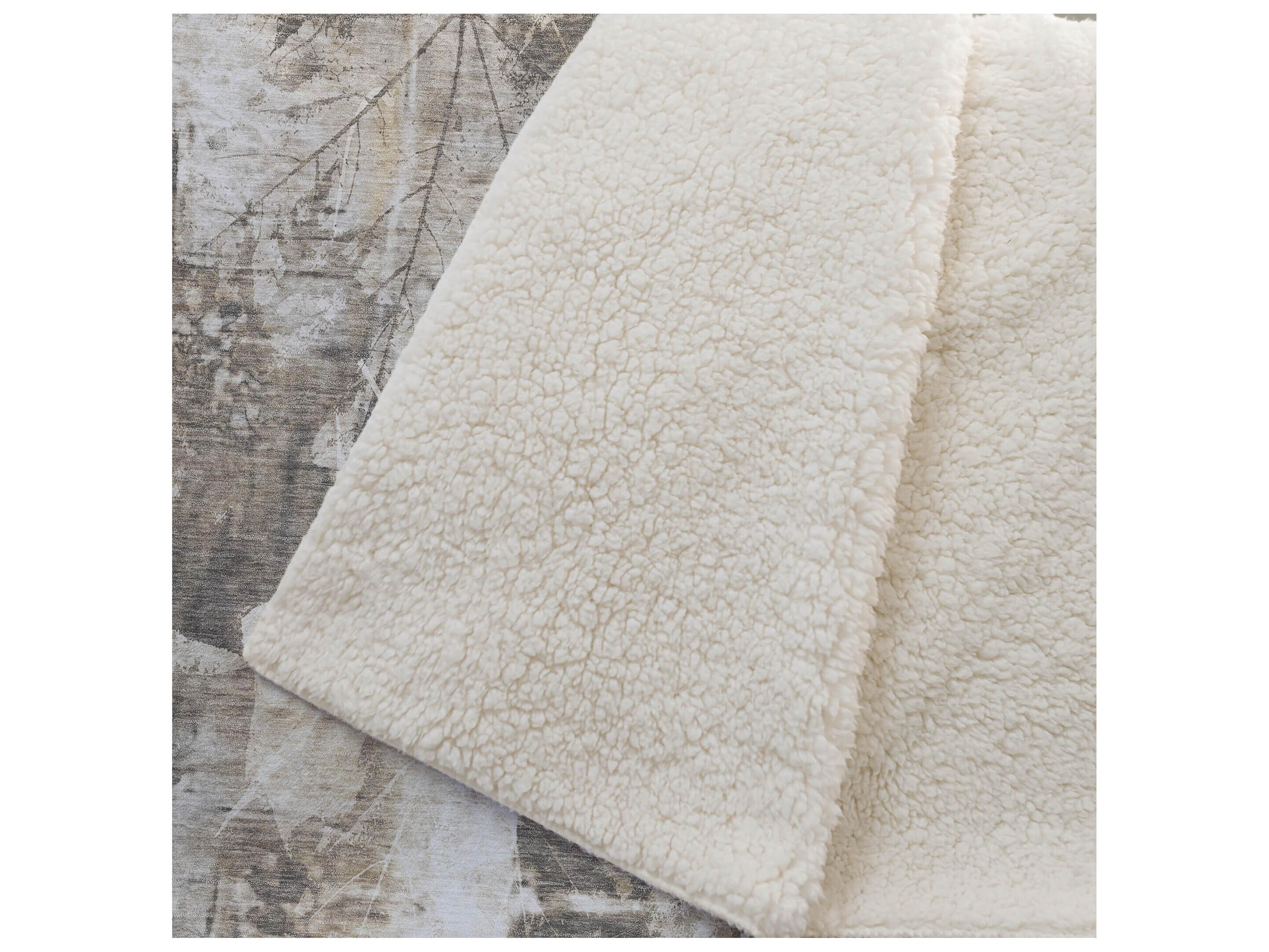 Dalyn Sherpa Brown Polyester Throw