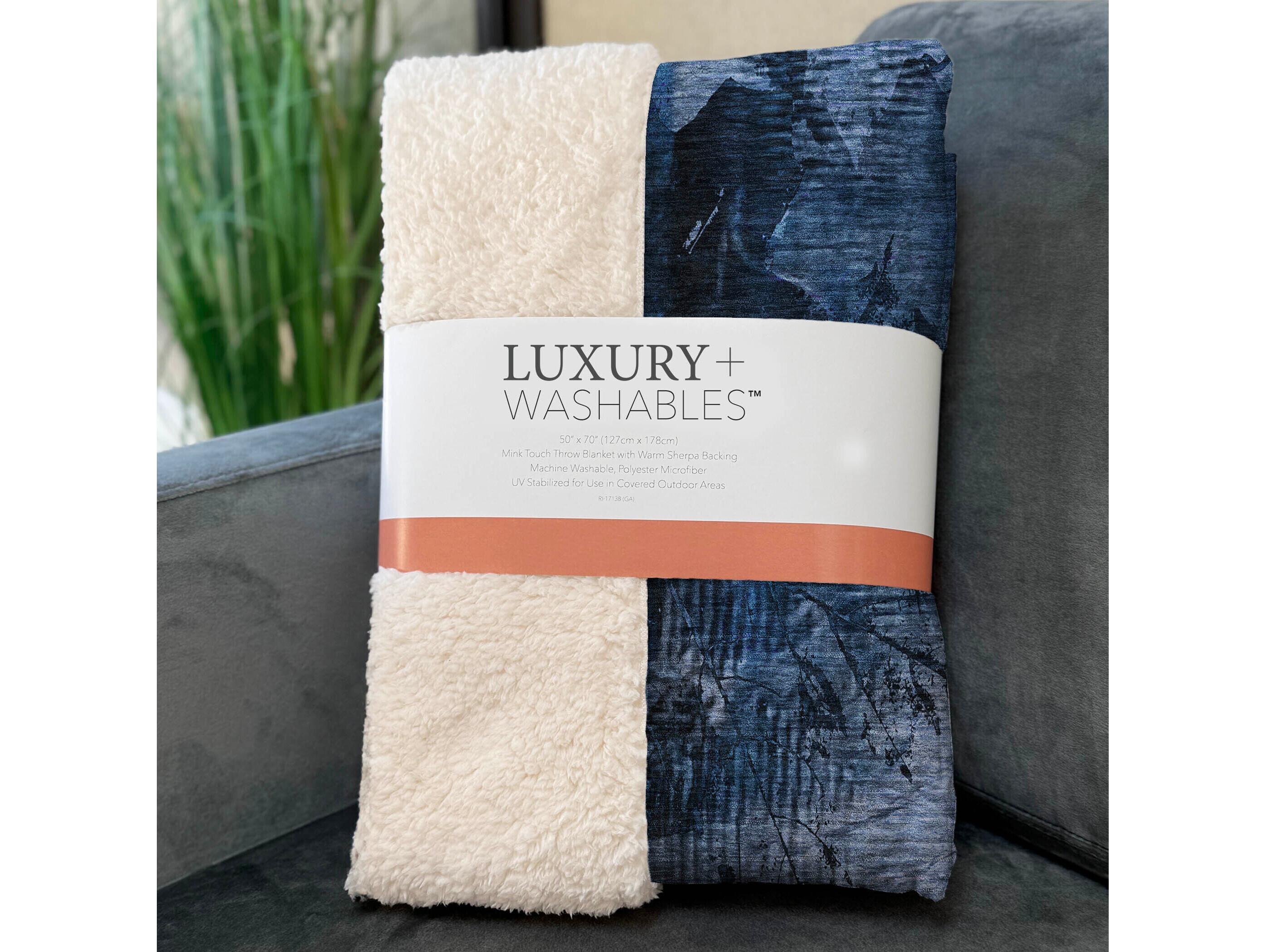 Dalyn Sherpa Blue Polyester Throw