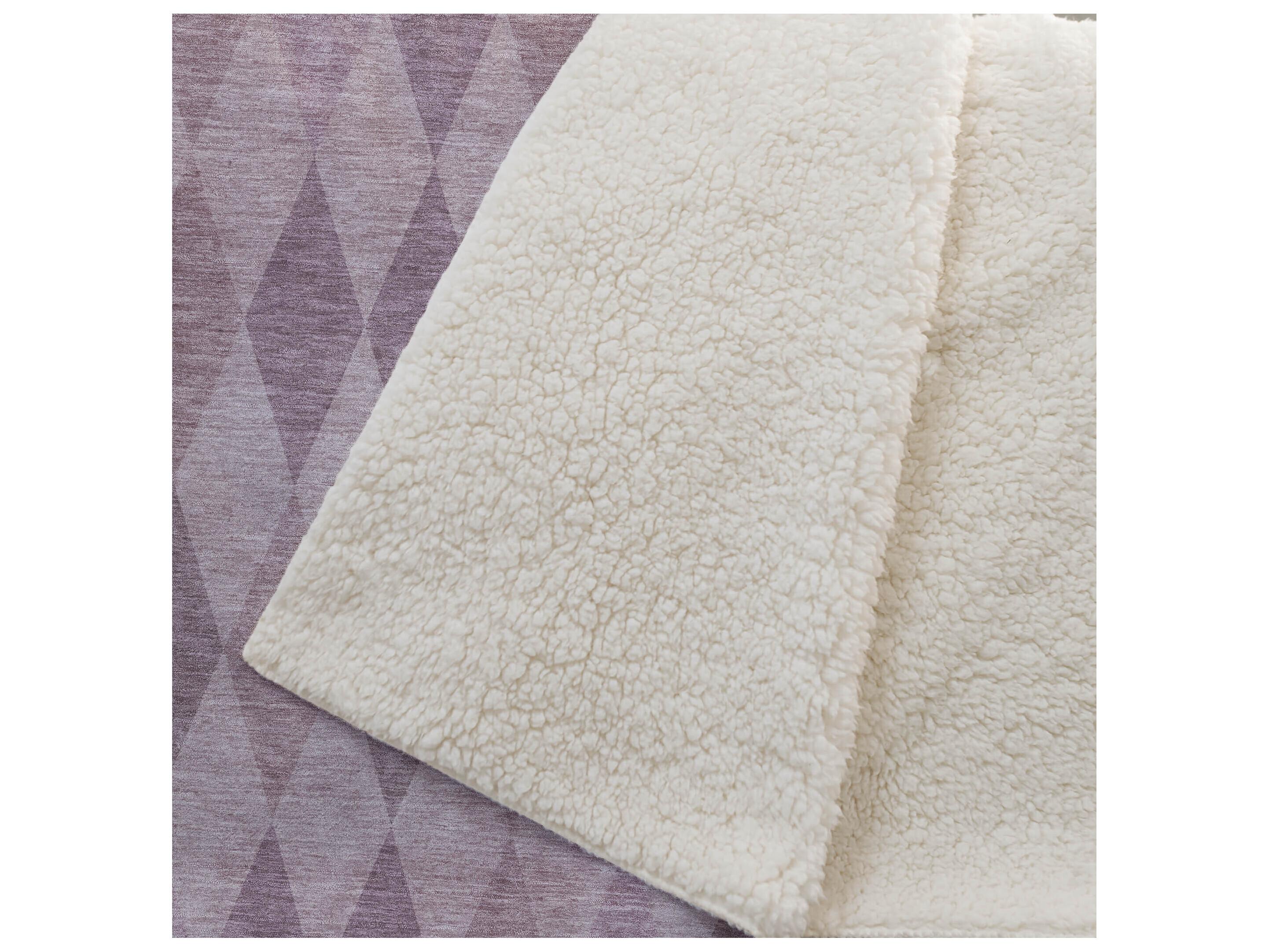 Dalyn Sherpa Pink Polyester Throw