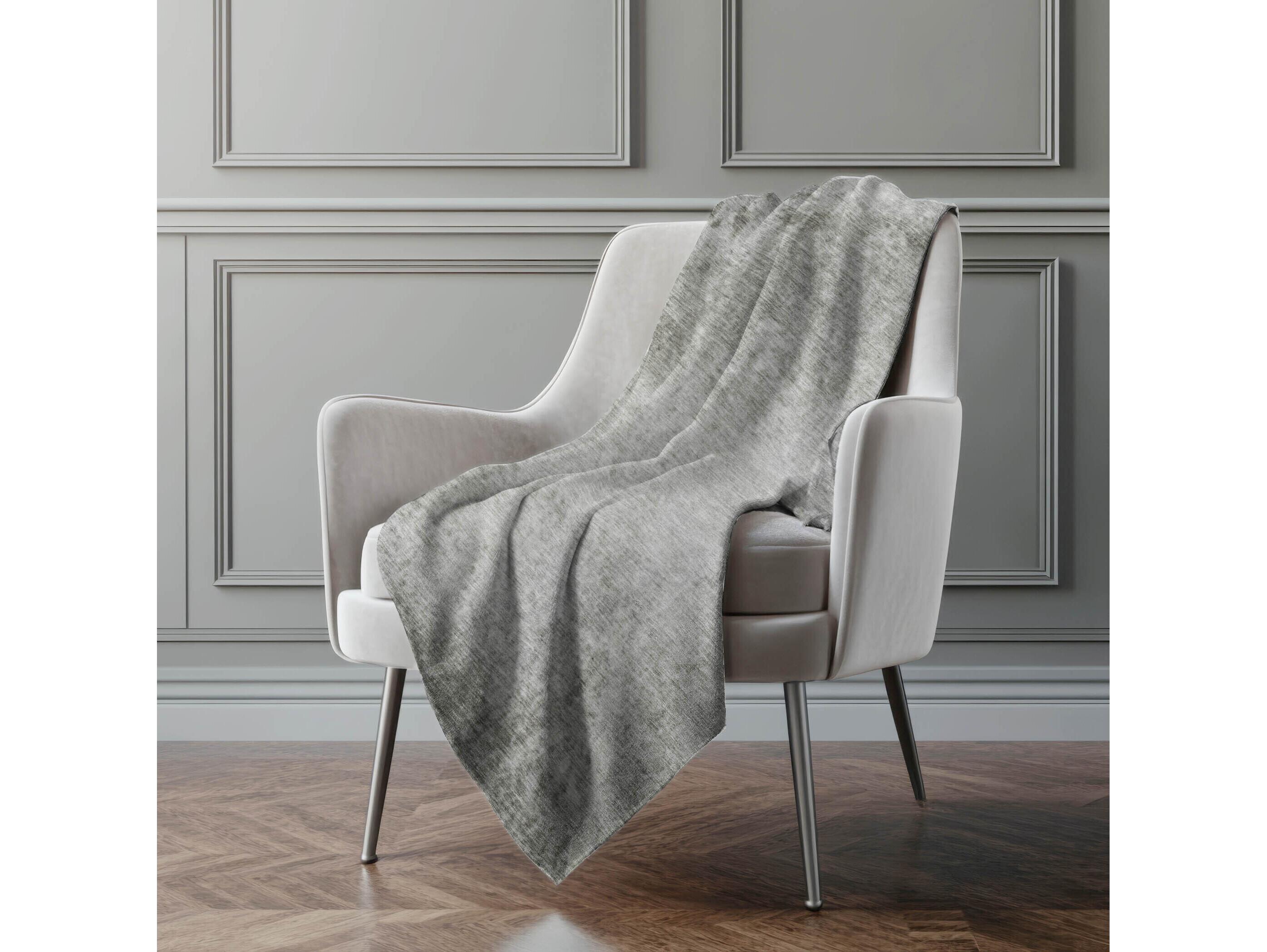 Dalyn Sherpa Gray Polyester Throw
