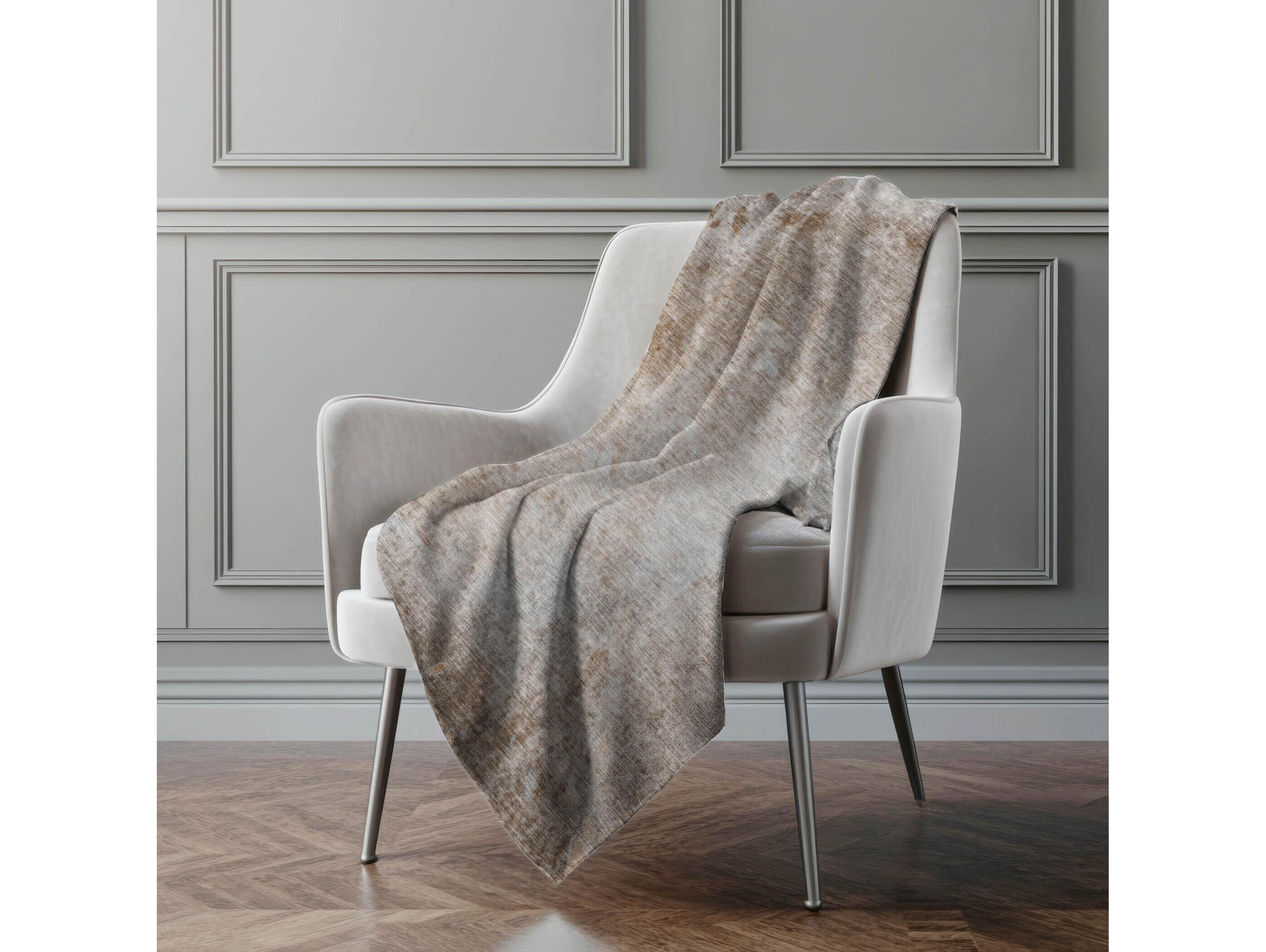 Dalyn Sherpa Brown Polyester Throw