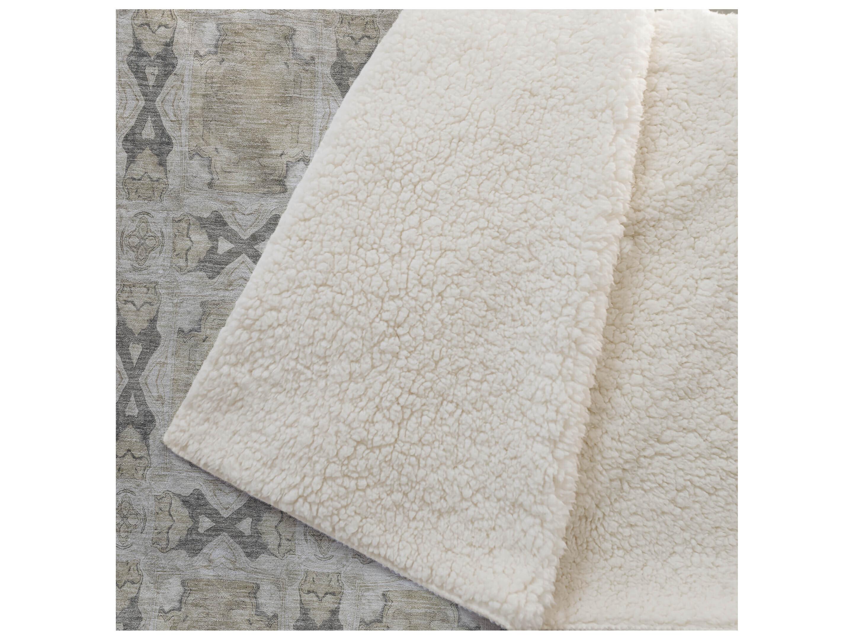 Dalyn Sherpa Brown Polyester Throw